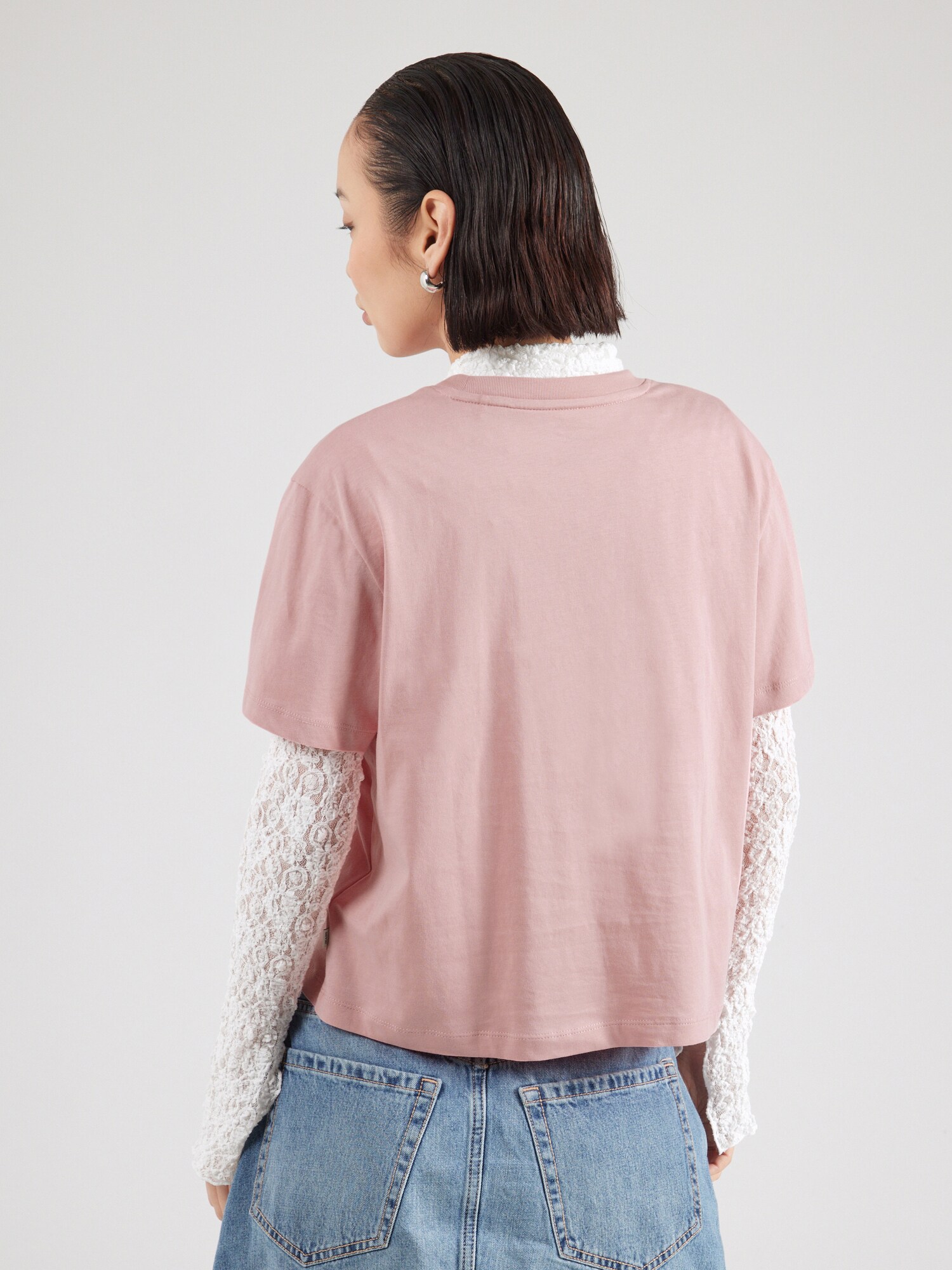 Thumbnail - T-Shirt