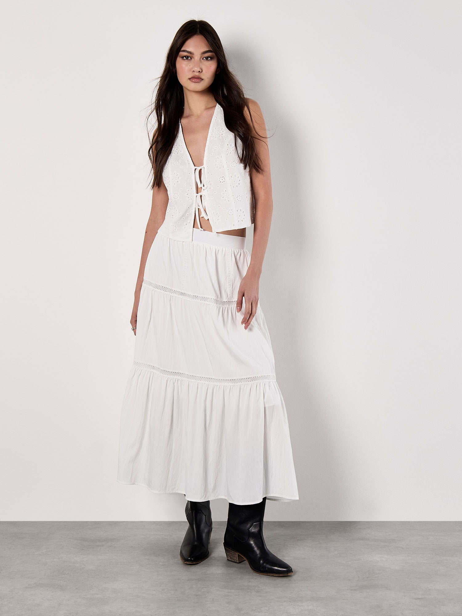 Thumbnail - Apricot Crochet Lace Tiered Midi Skirt