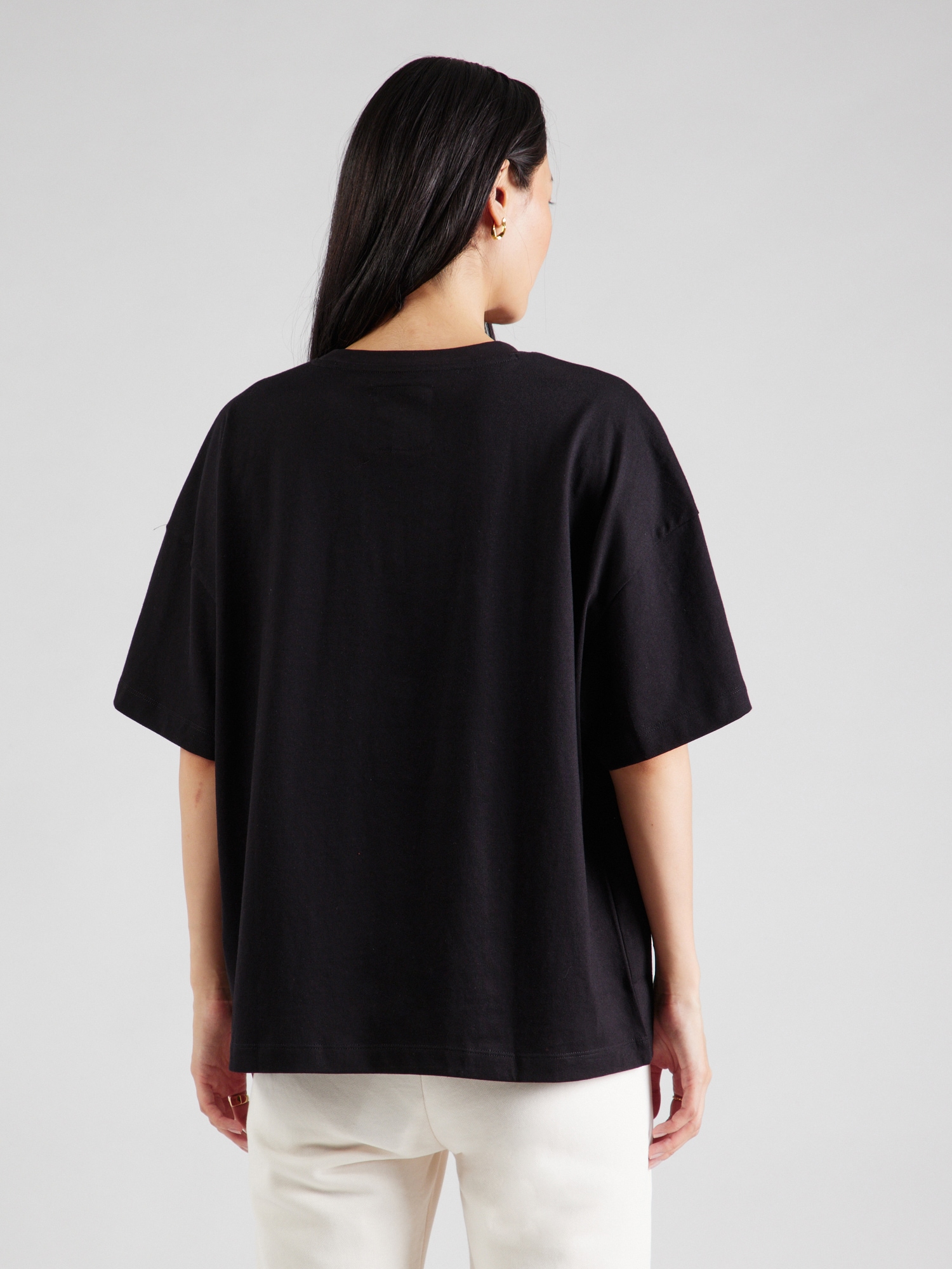 Thumbnail - T-Shirt