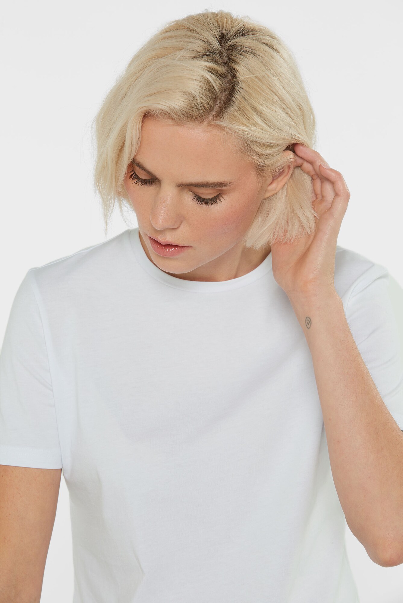 Thumbnail - SENSES.THE LABEL Basic T-Shirt TA:TI