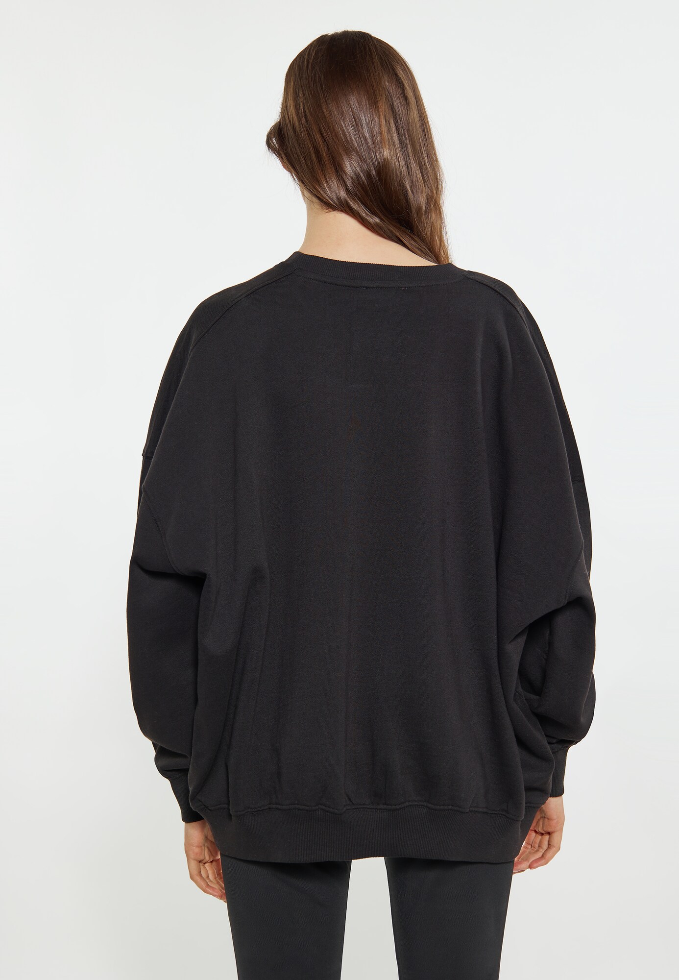 Thumbnail - MYMO Sweatshirt