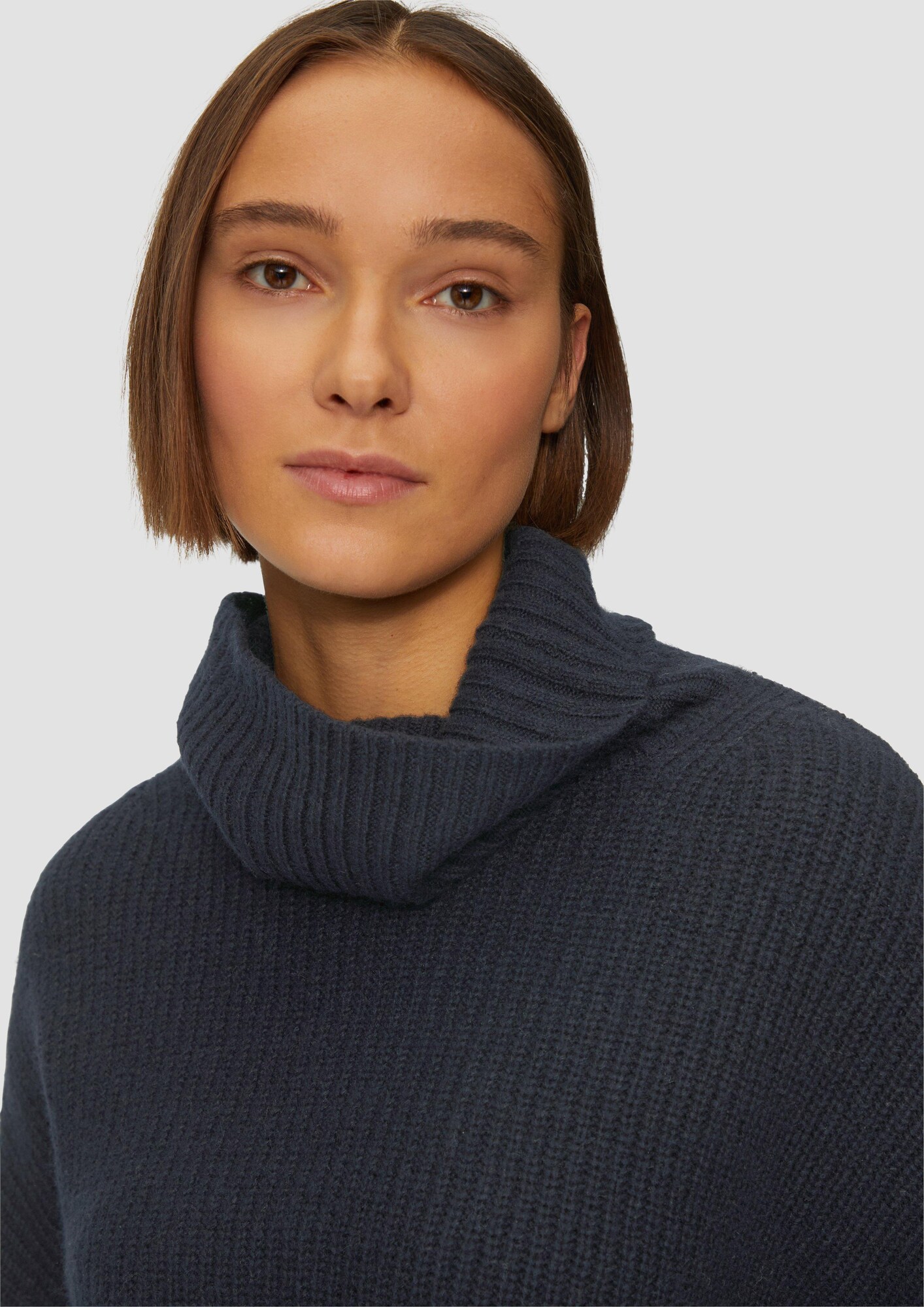 Thumbnail - Pullover