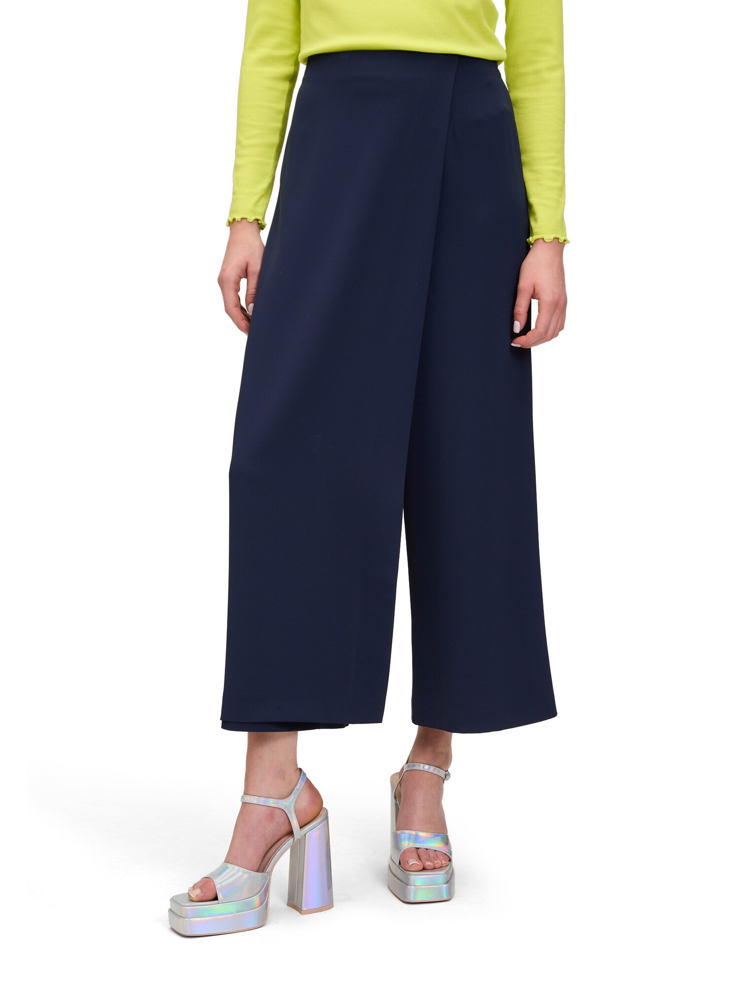 Thumbnail - Cartoon Hose