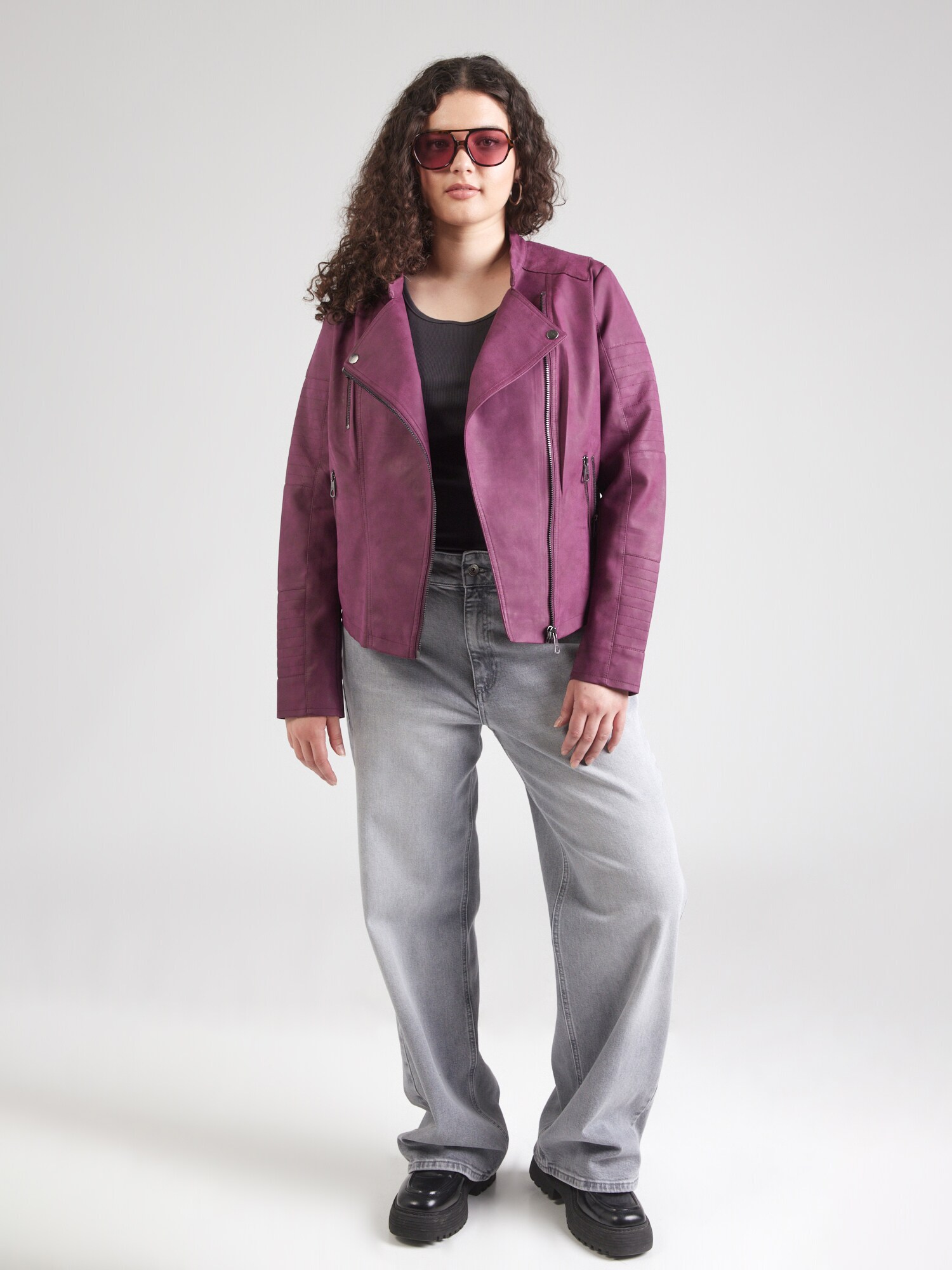 Thumbnail - ONLY Carmakoma Jacke CARAVANA