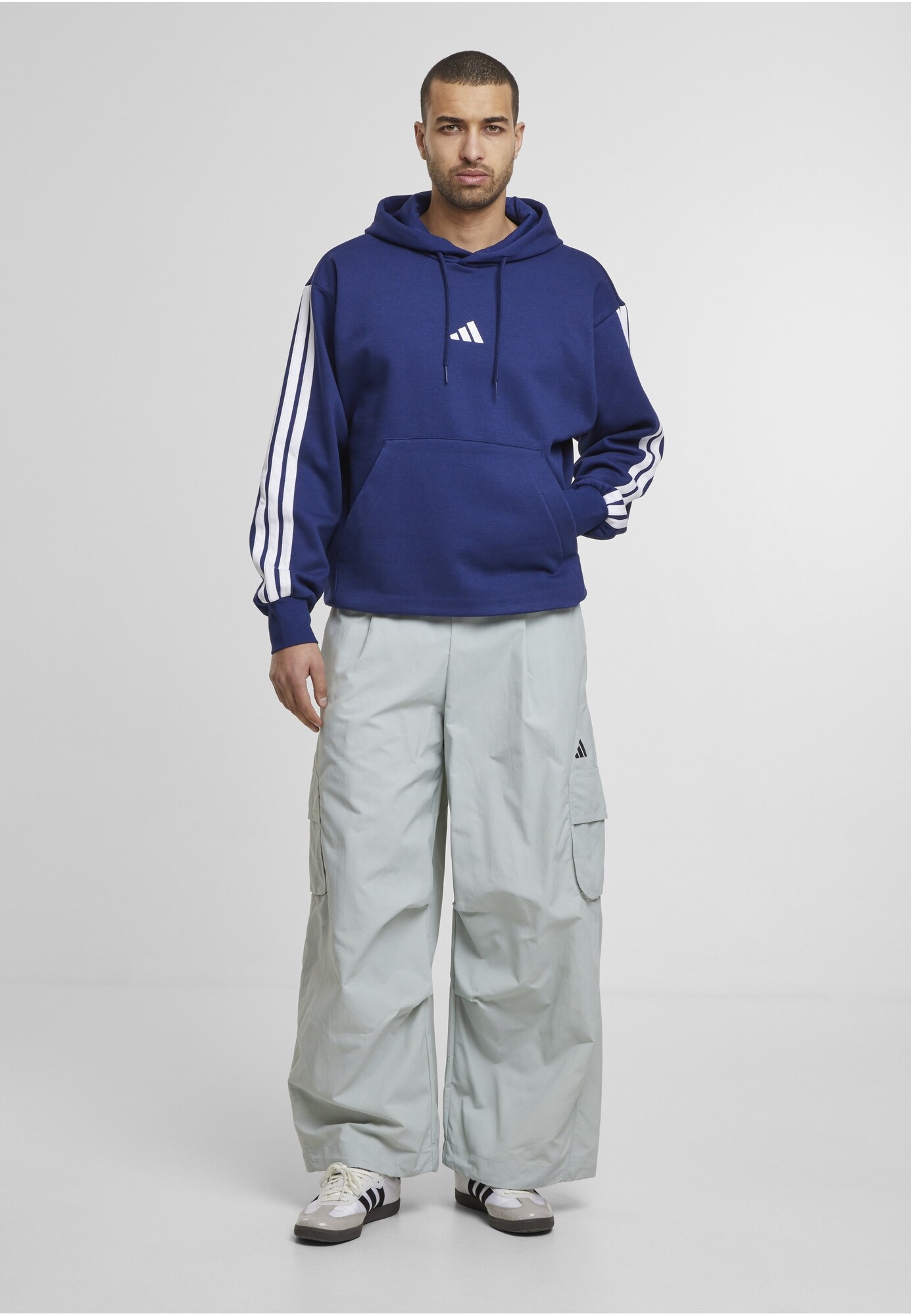ADIDAS SPORTSWEAR Športová mikina 'Essentials' námornícka modrá / biela (obrázok 5)
