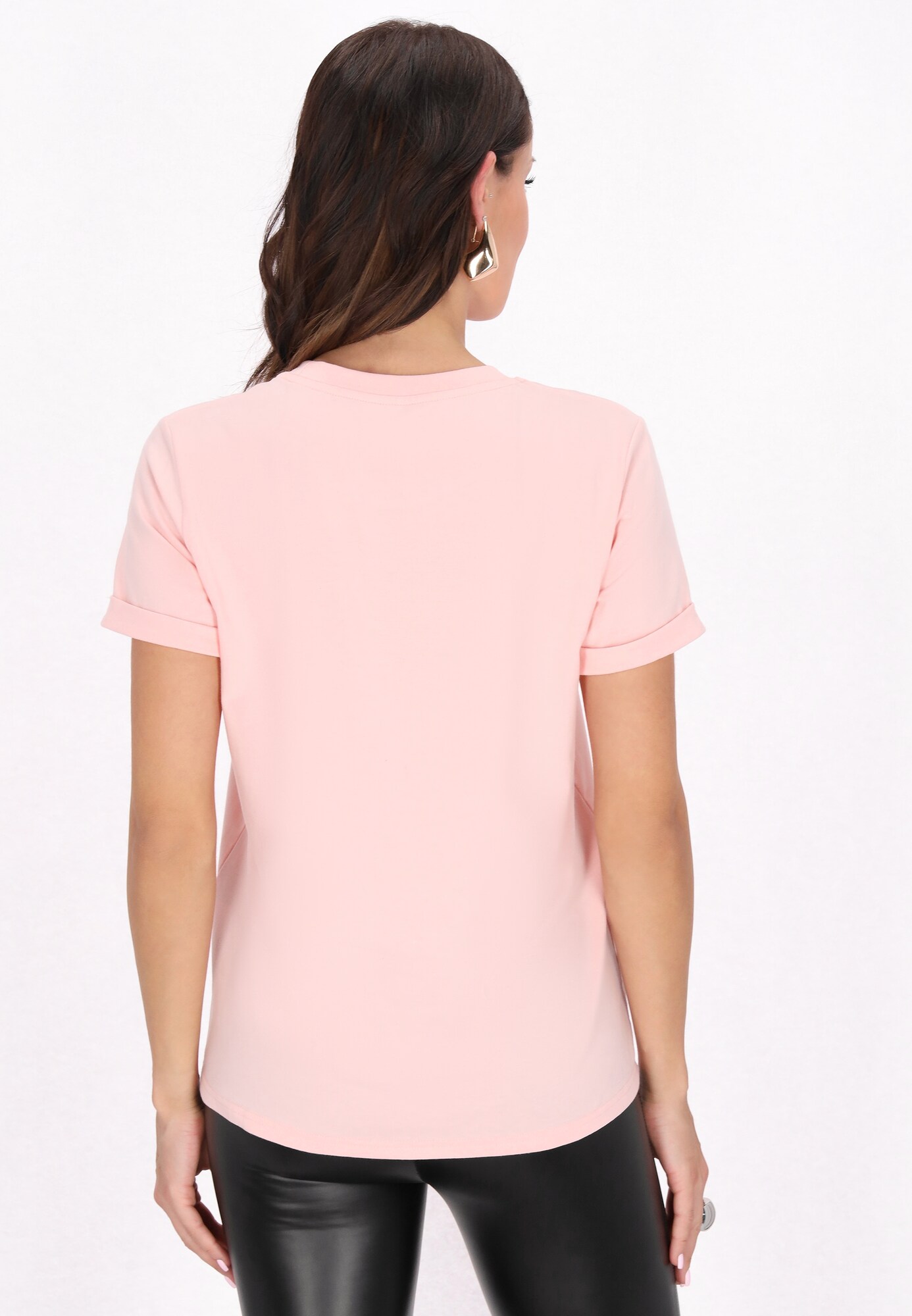 Thumbnail - faina T-Shirt Fashion Look