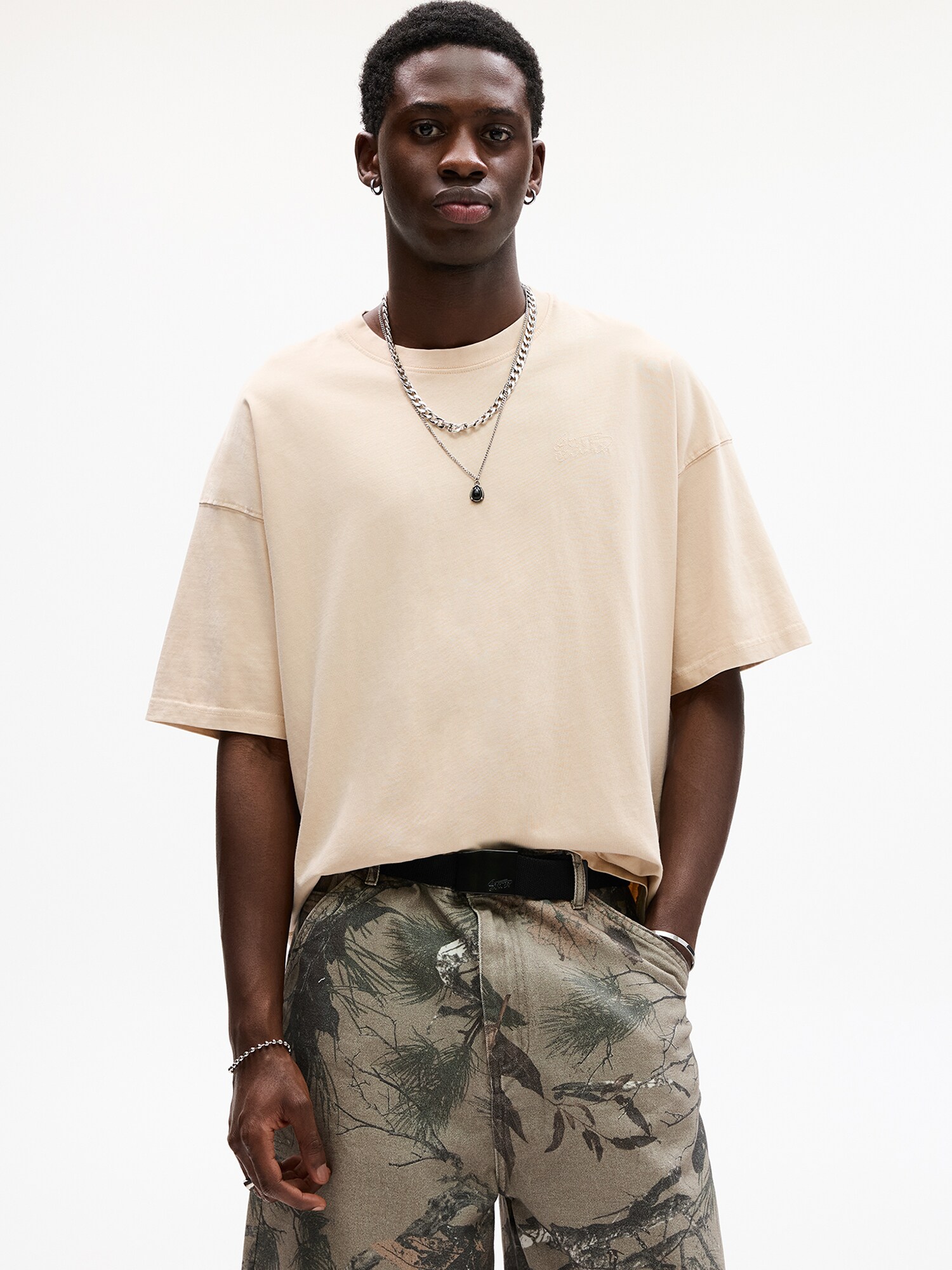 Pull&Bear Póló 'STWD'  homok termék 2. képe