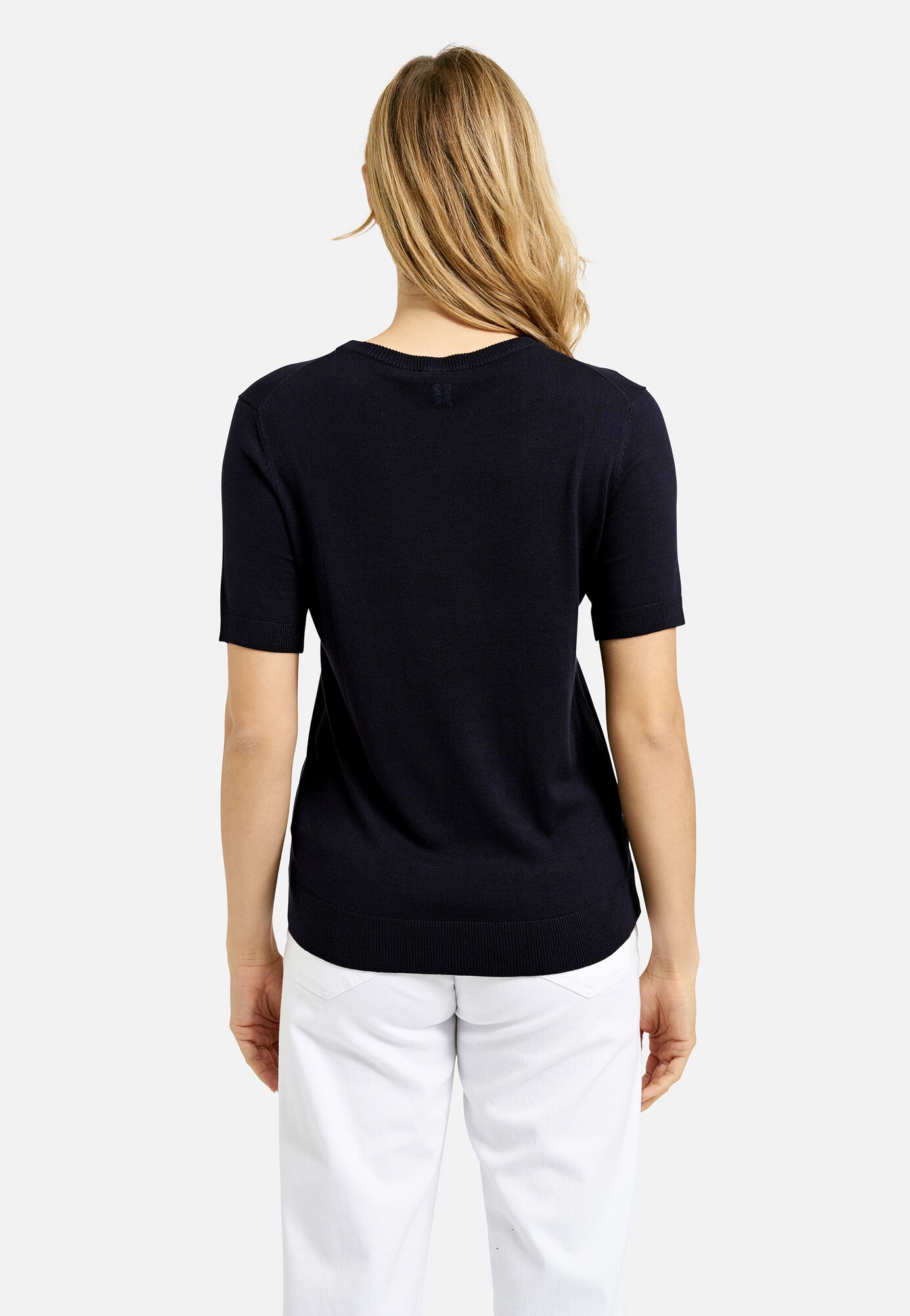 Thumbnail - Pullover