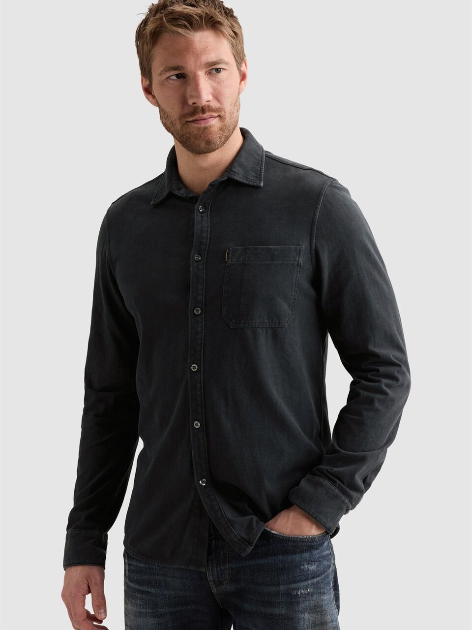 Skjorta 'Shirt with garment-dye wash and chest pocket'