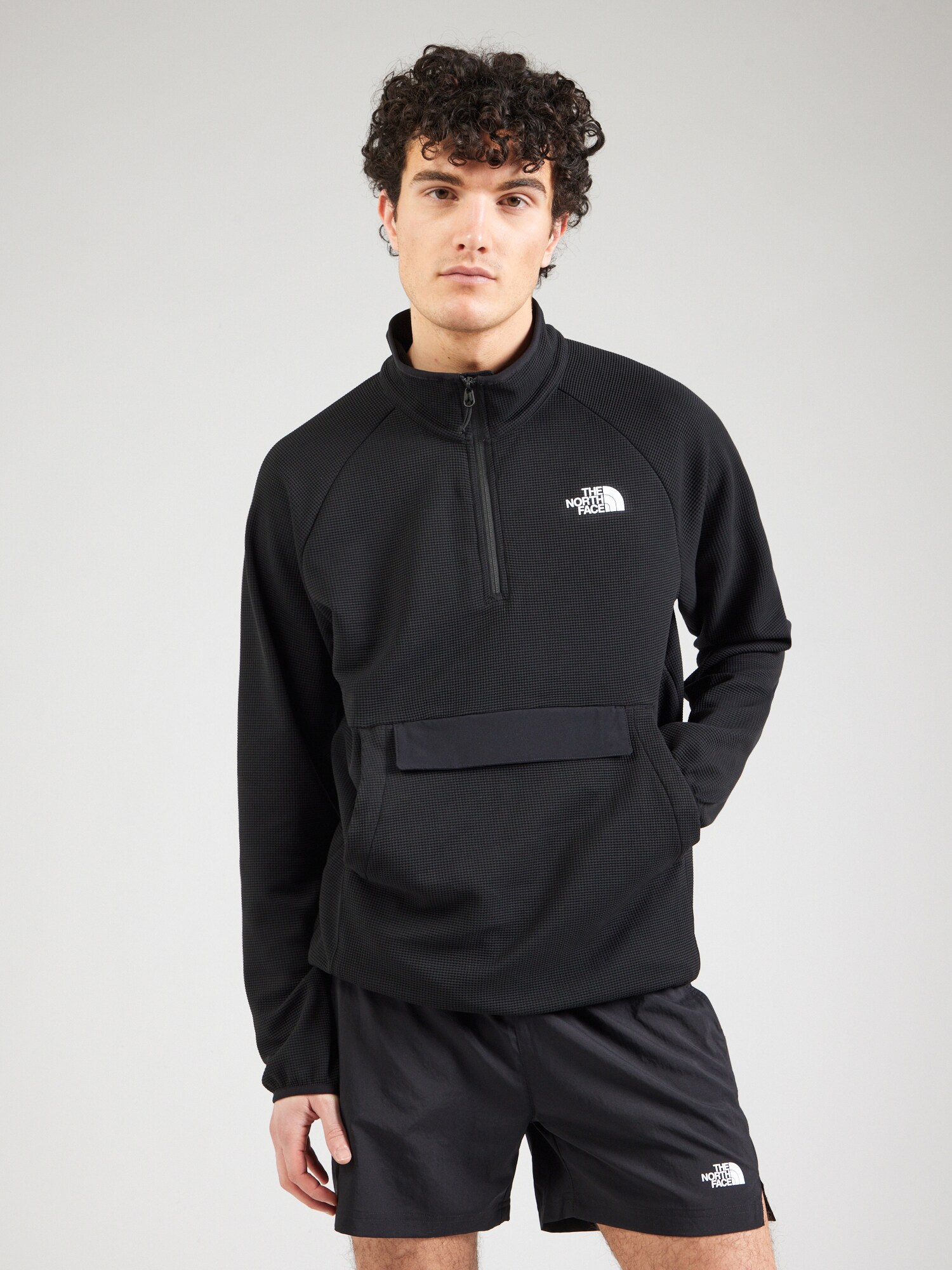 THE NORTH FACE Tréning póló 'KECHA'  fekete / fehér termék 2. képe