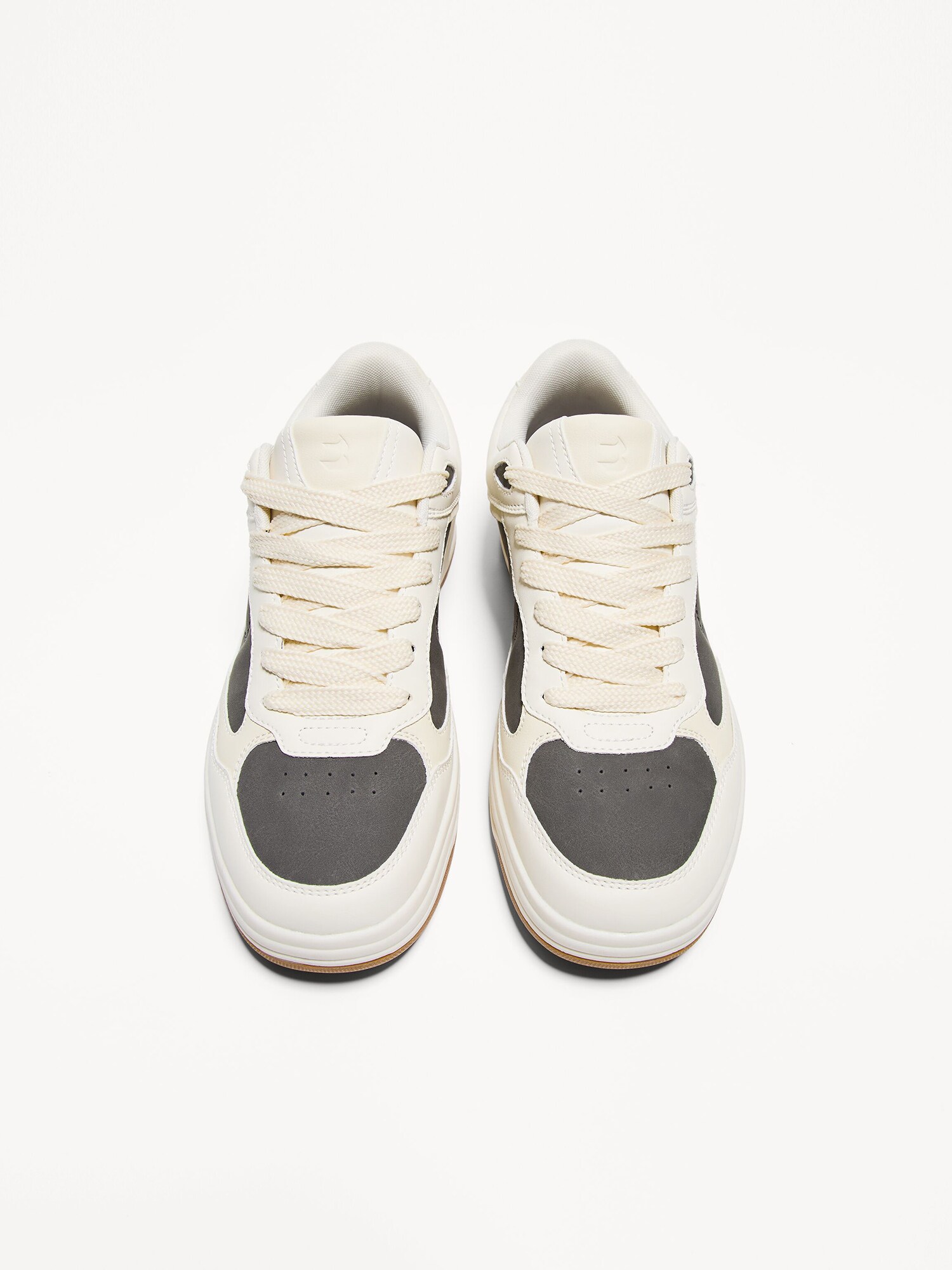 Bershka Sneakers laag