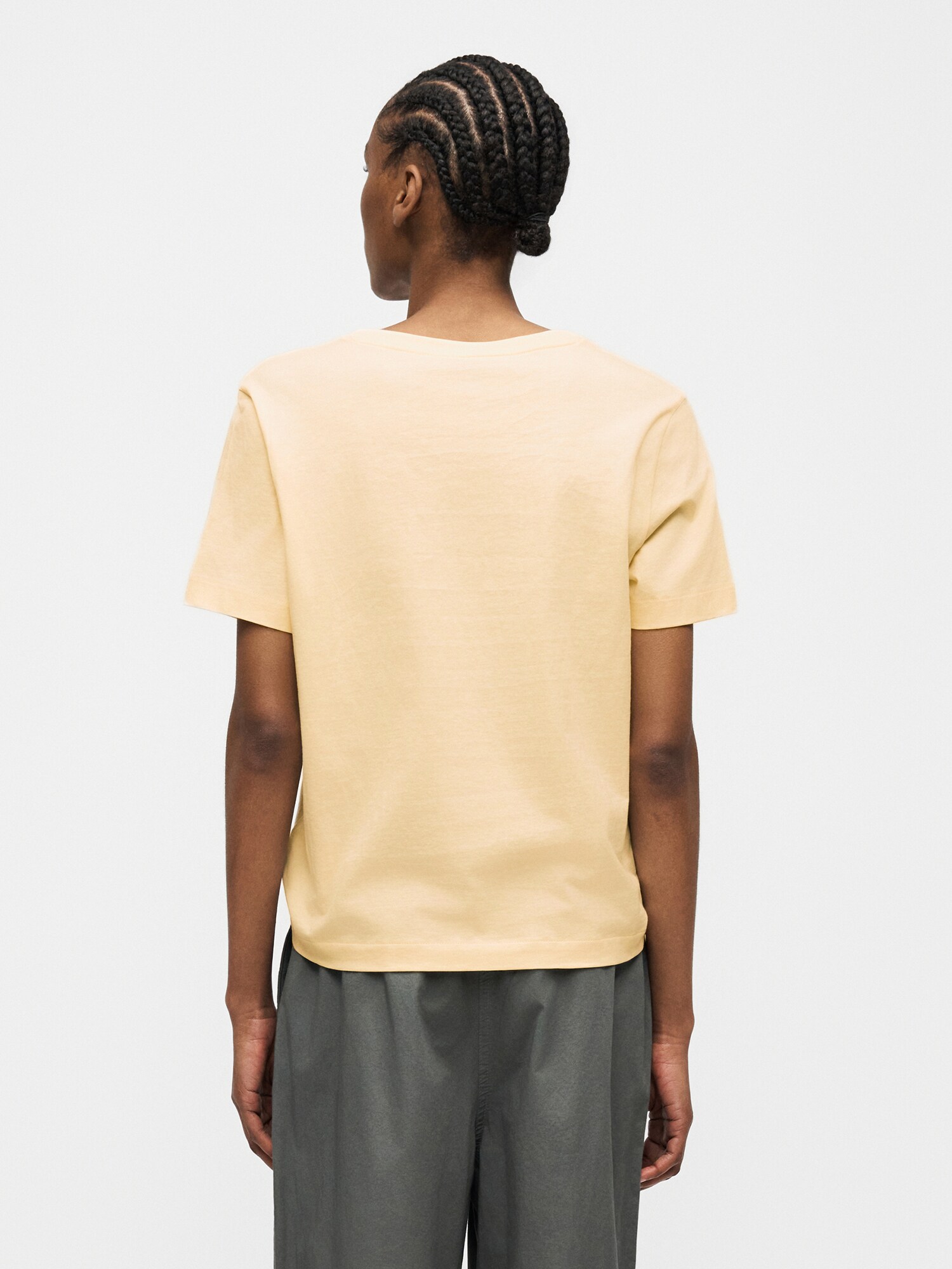 Calvin Klein Jeans Camiseta 'Monologo T'  amarillo pastel / negro / blanco – imagen 3