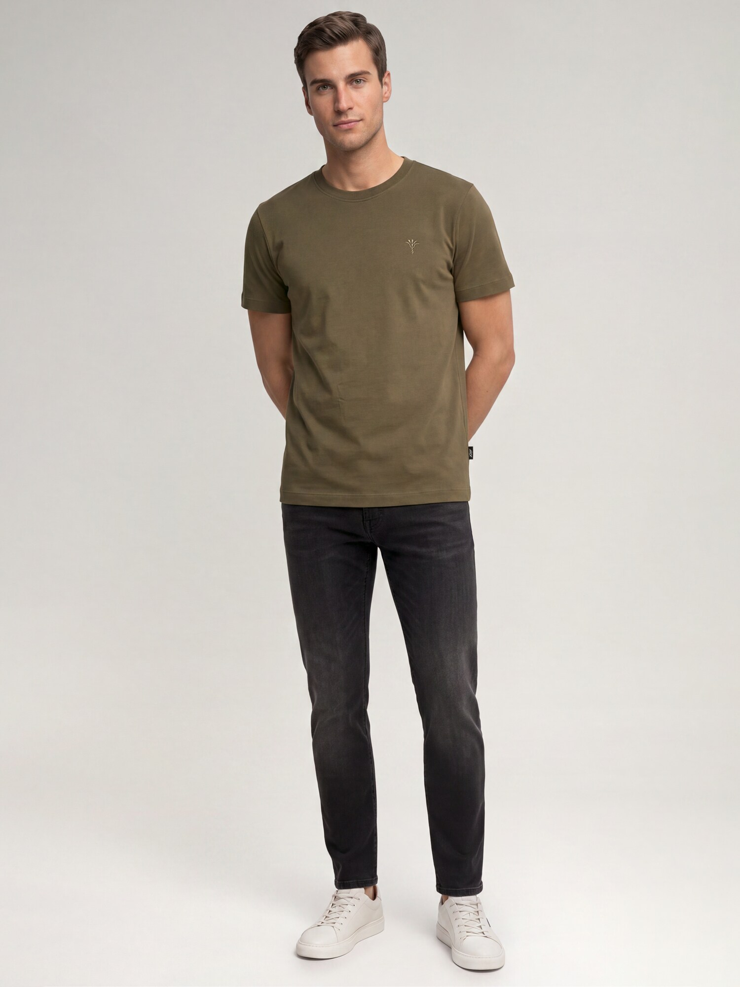 JOOP! Camiseta 'Priamo' oliva – imagen 3