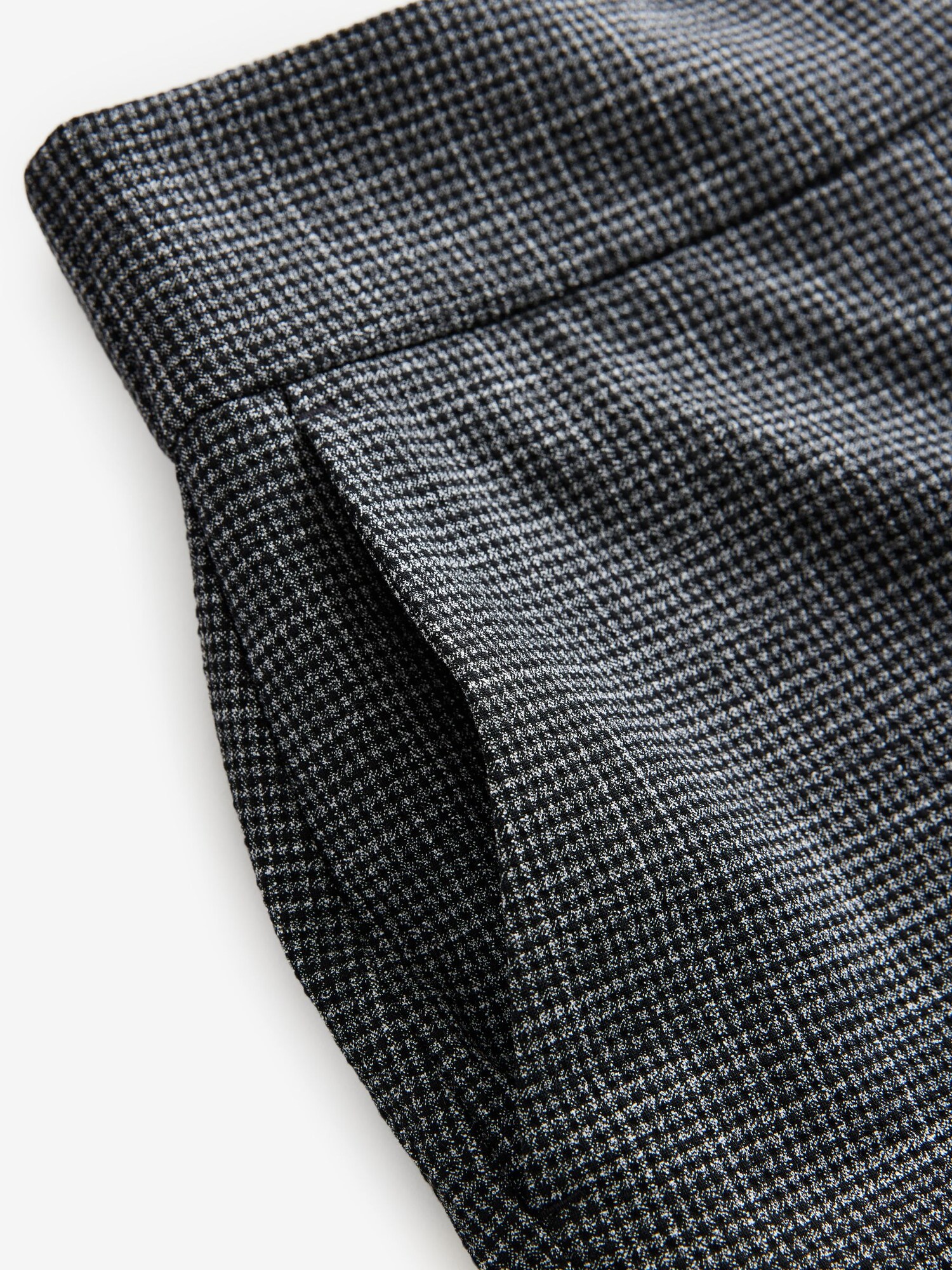 Thumbnail - Next Hose