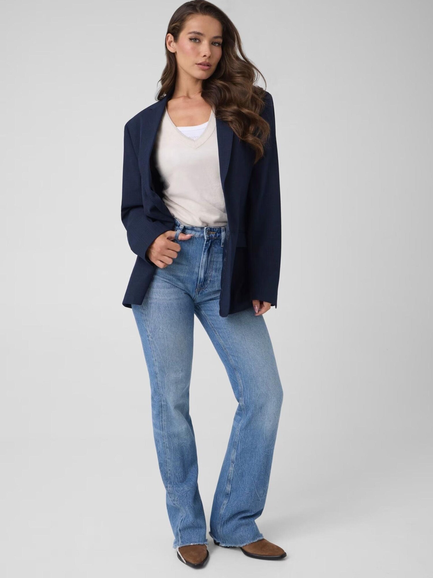 GUESS Jersey 'W6BR81Z1917'  offwhite – imagen 3