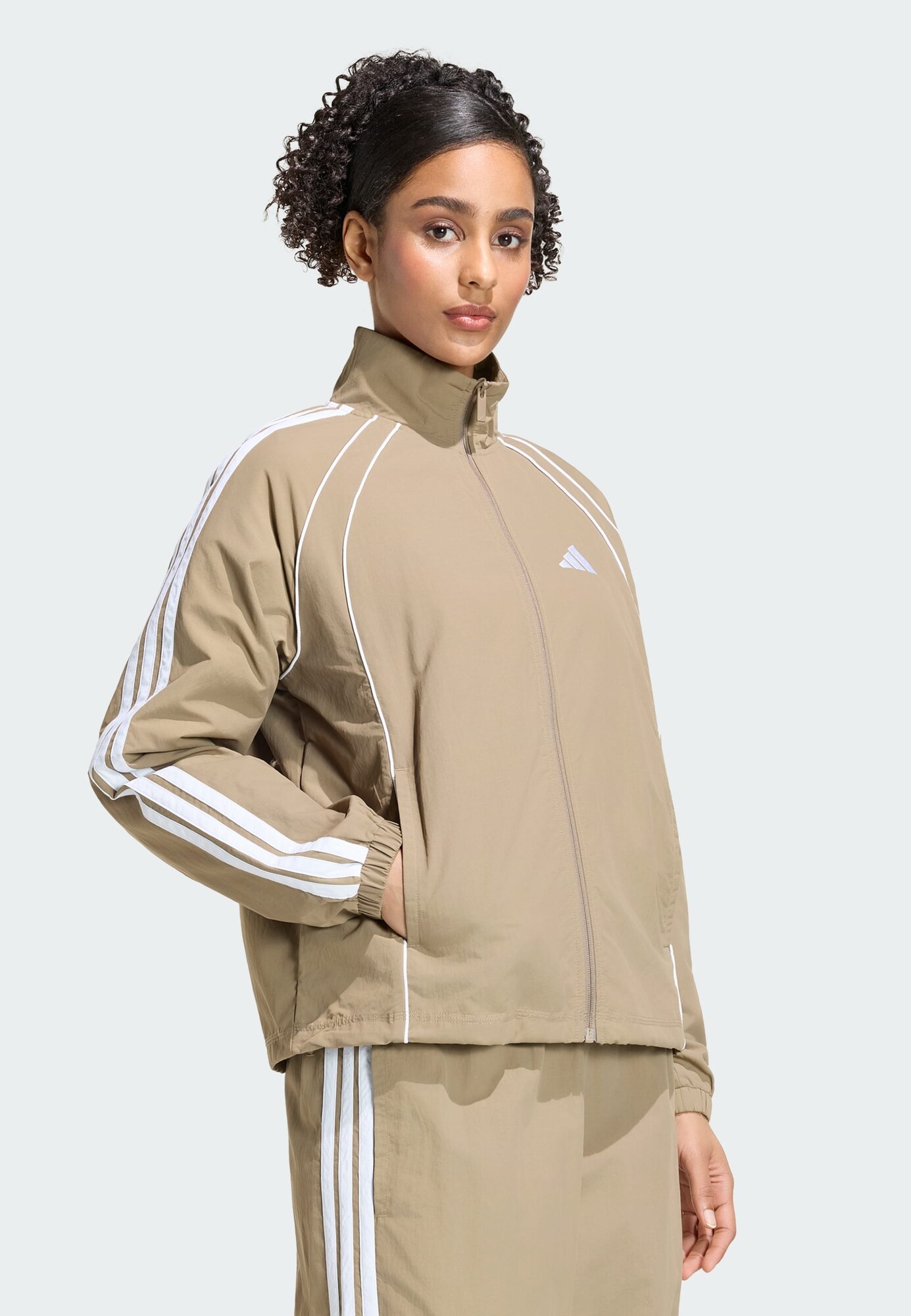 ADIDAS SPORTSWEAR Chaqueta de chándal 'Iconic'  caqui / blanco – imagen 2