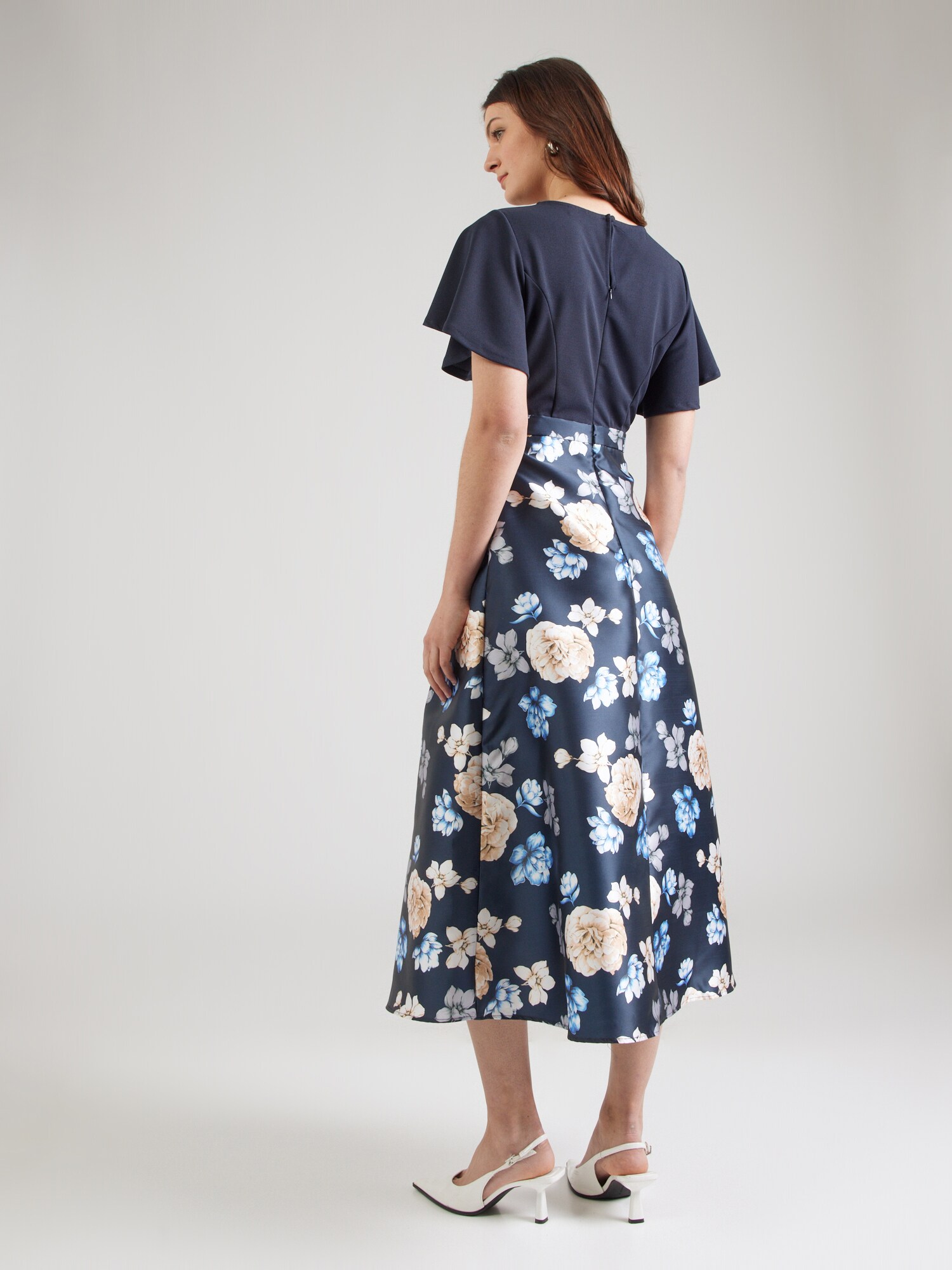 Thumbnail - Kleid