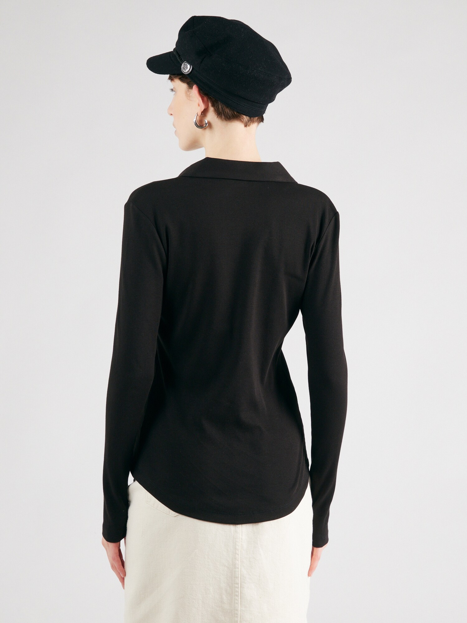 Thumbnail - Shirt