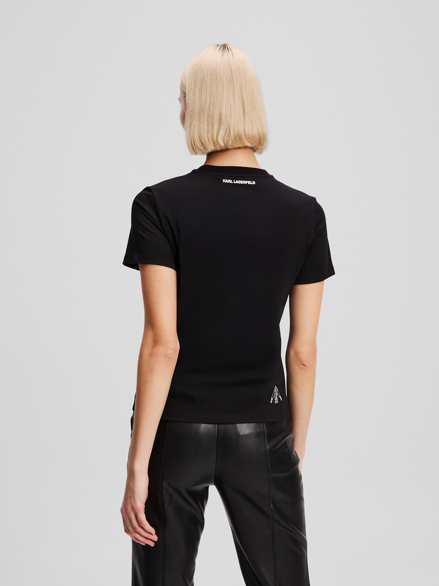 Thumbnail - T-Shirt