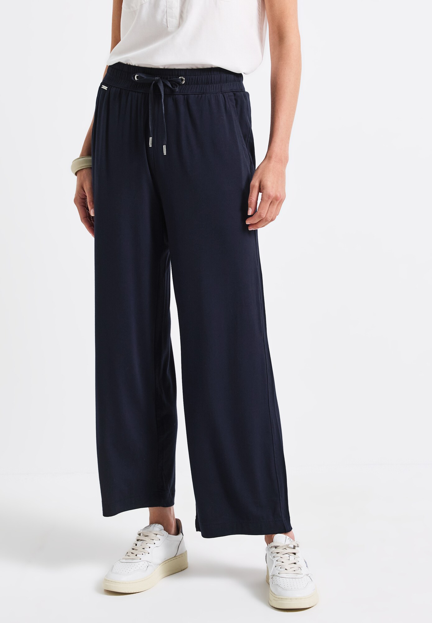 Thumbnail - STREET ONE Hose