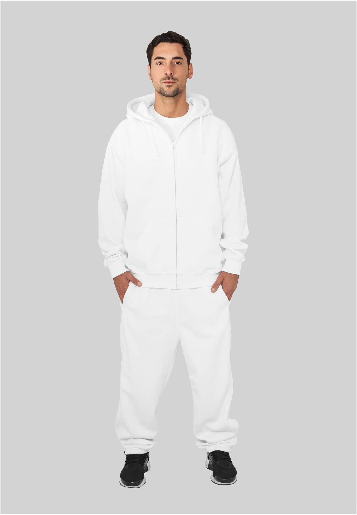 Urban Classics Jogging ruhák  piszkosfehér termék 2. képe