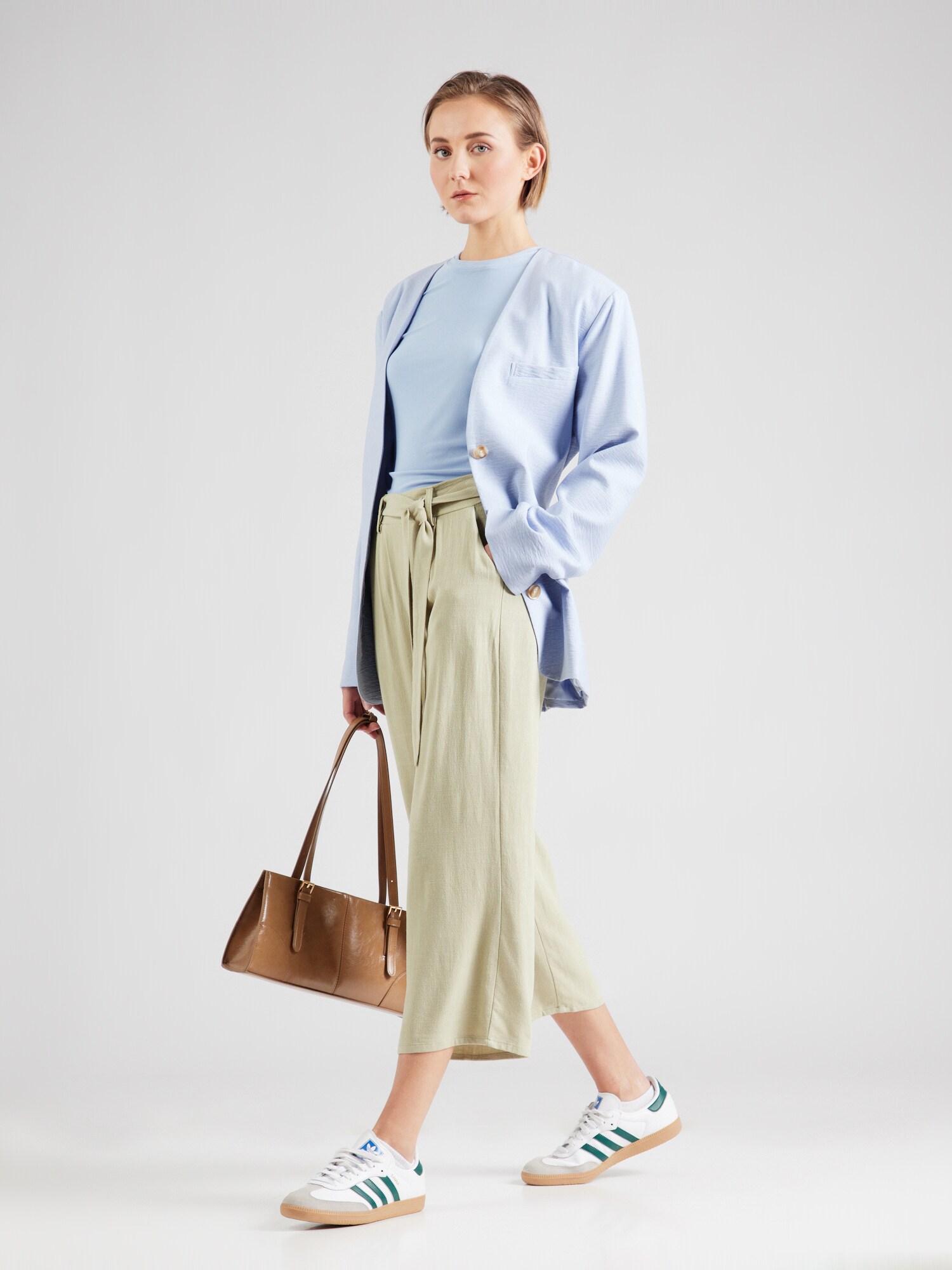 Thumbnail - Hailys Hose Ci44ra