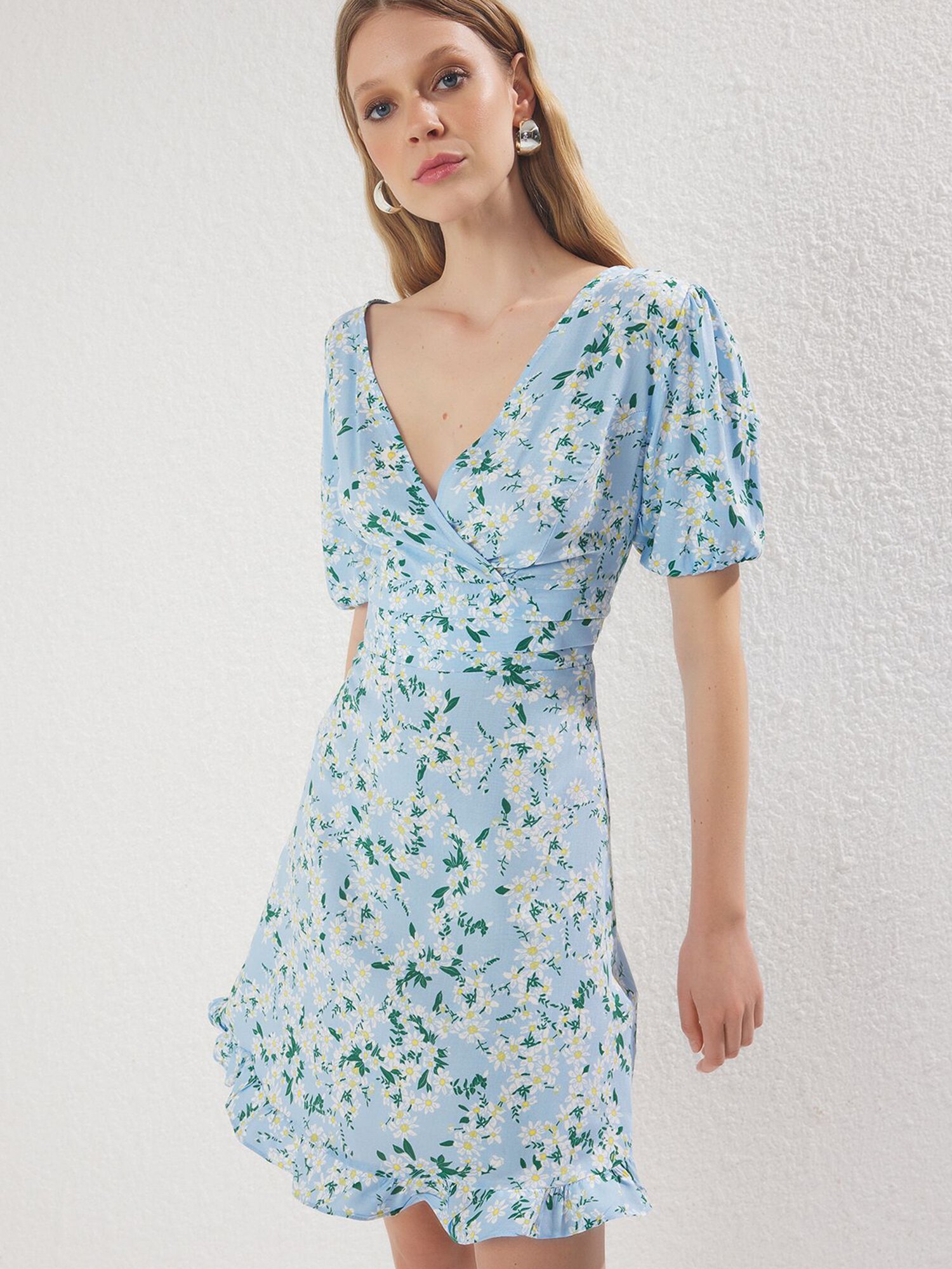 Trendyol Rochie  albastru deschis / galben / verde smarald / alb