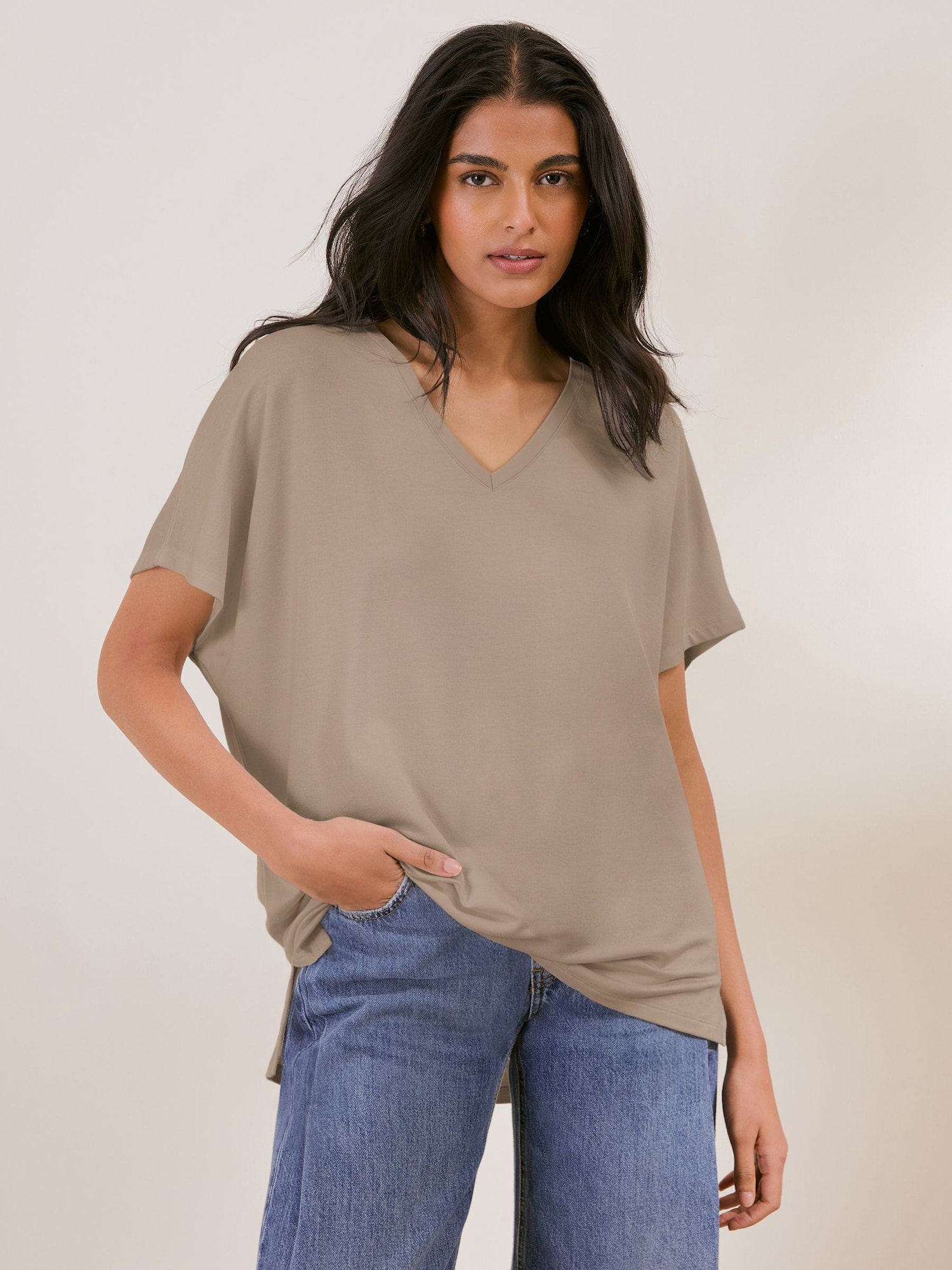 Friends Like These Tricou gri taupe