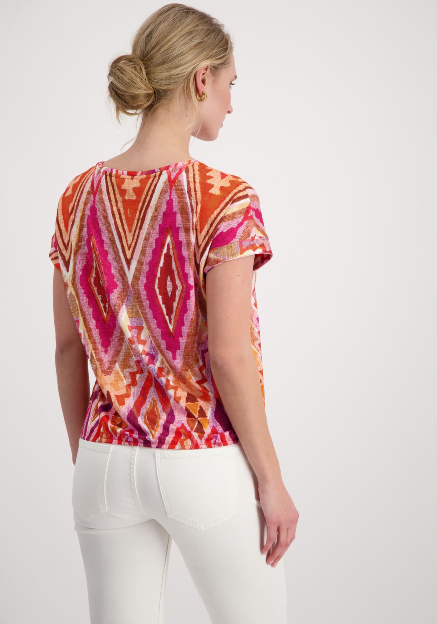 Thumbnail - Shirt