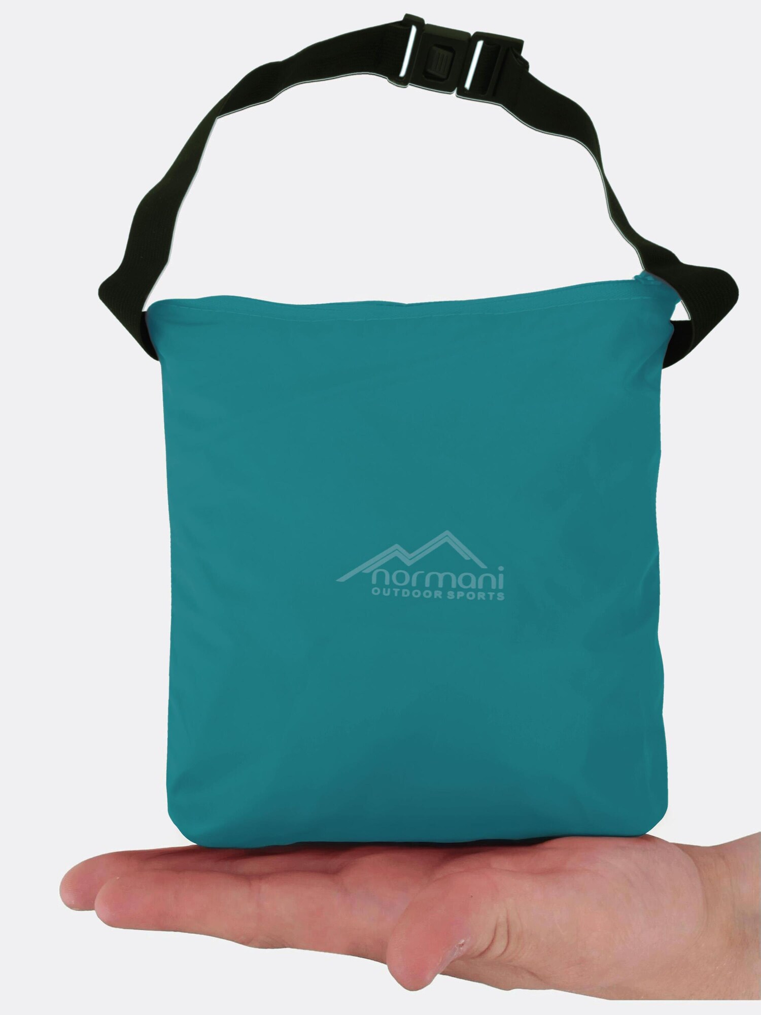 Thumbnail - normani Regenponcho Kauai