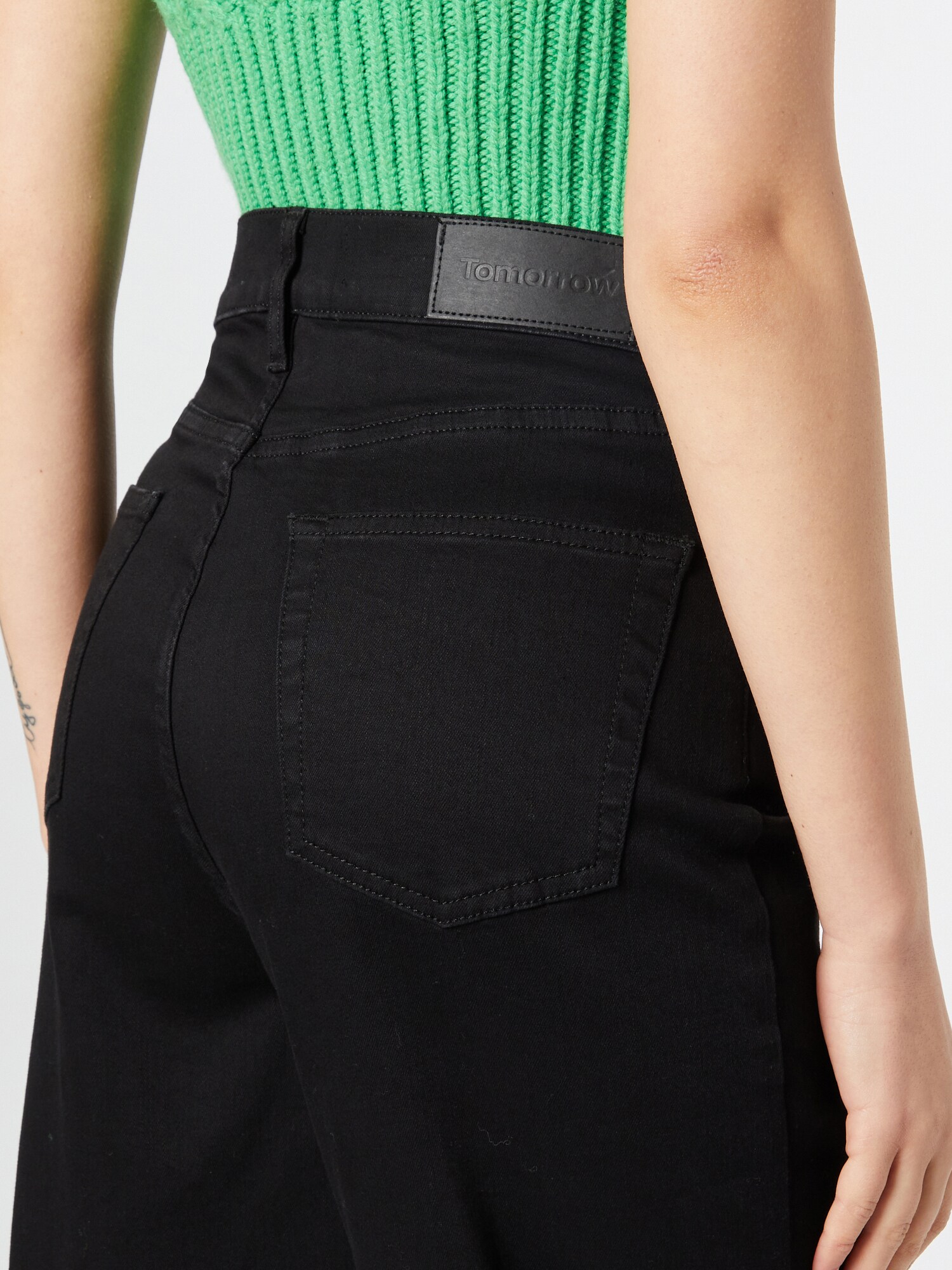 TOMORROW Džínsy 'Cate' čierny denim (obrázok 5)