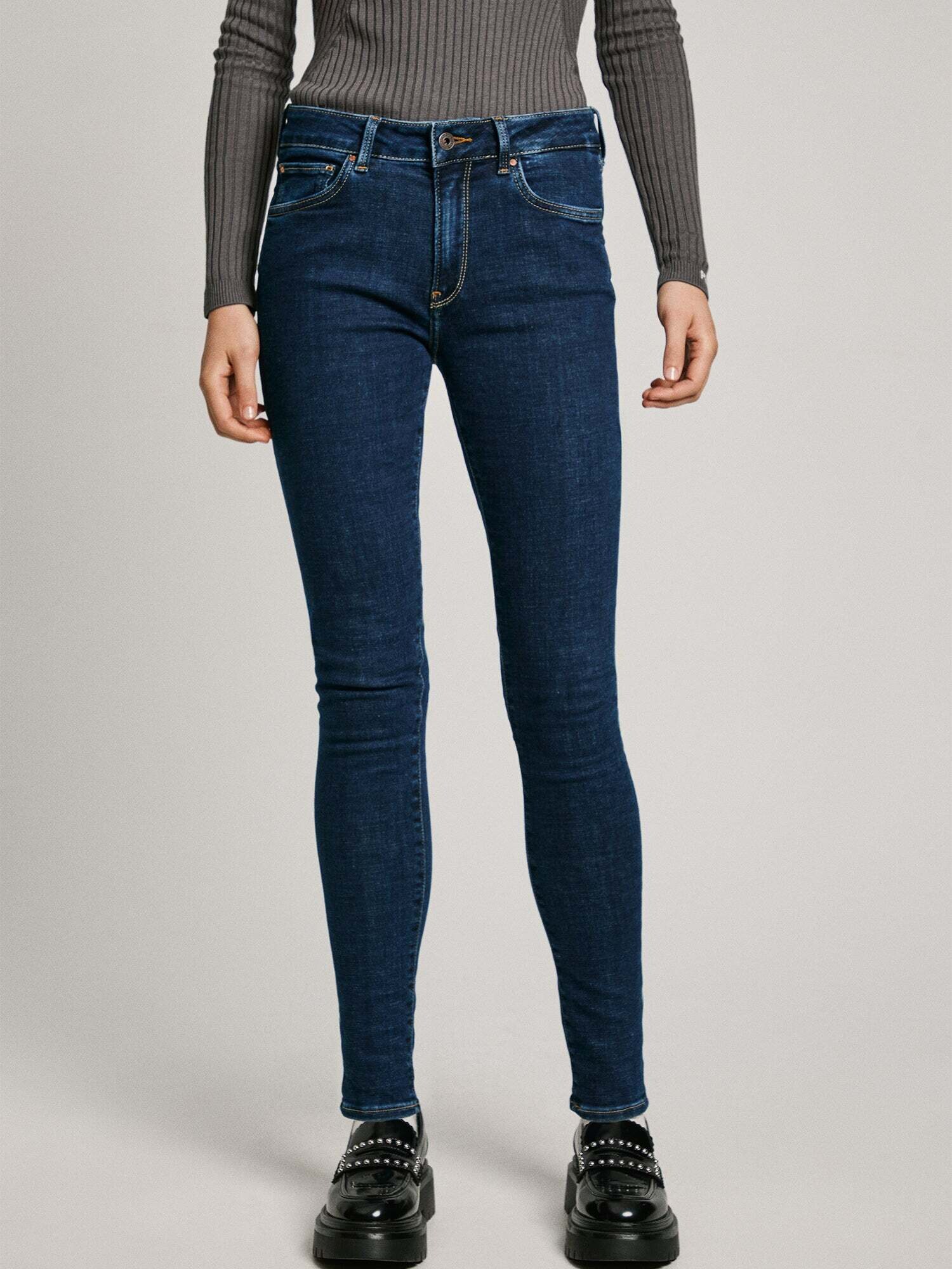 Thumbnail - Jeans