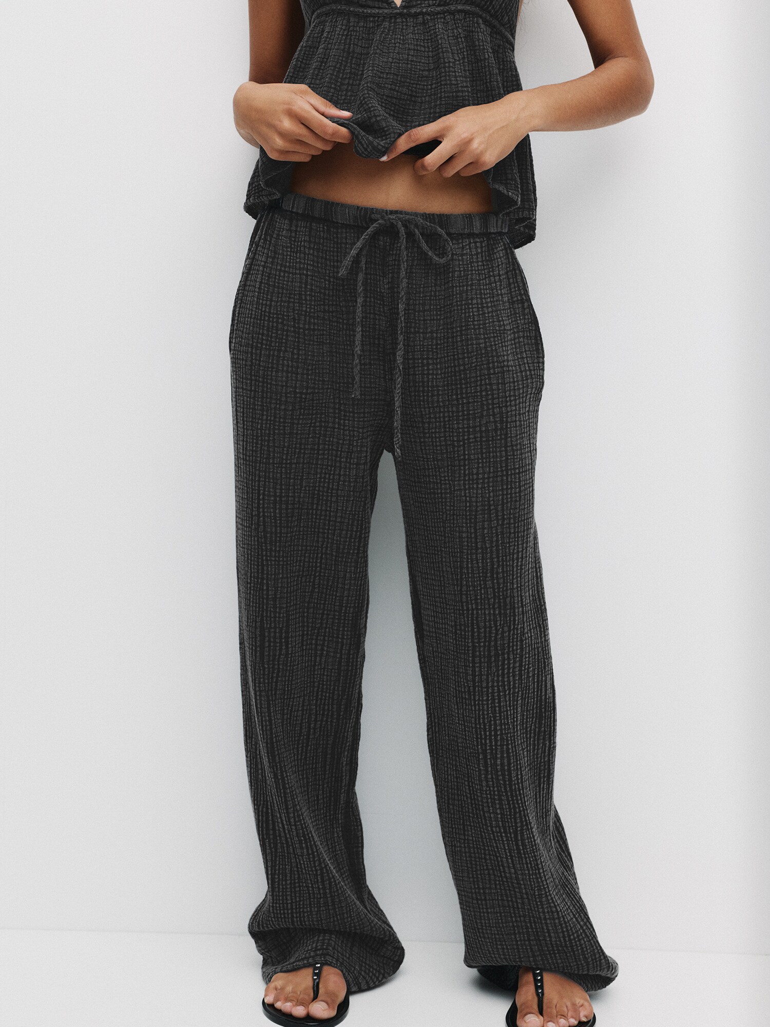 Pull&Bear Nadrág  antracit / világosszürke termék 2. képe