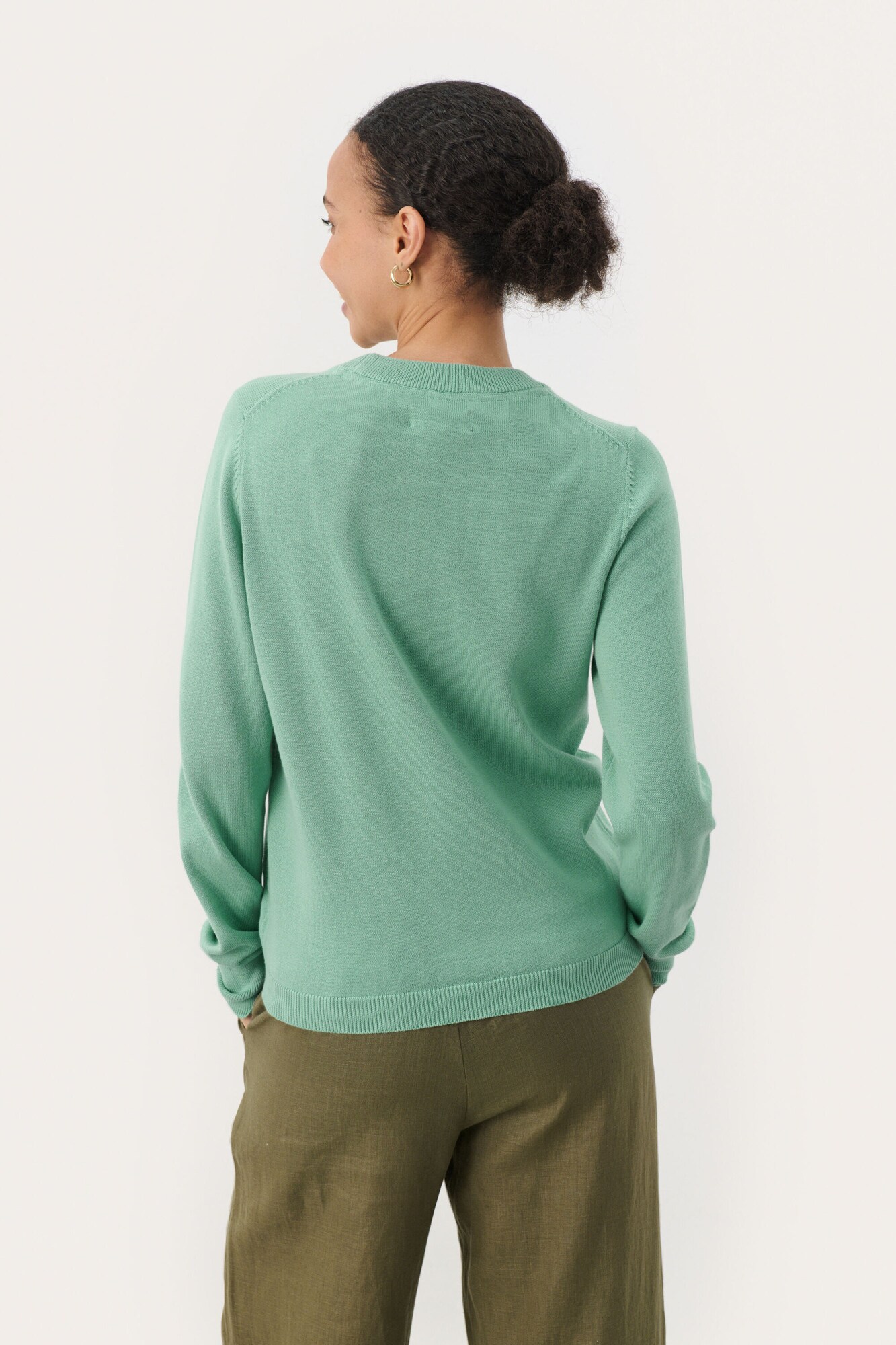 Thumbnail - Part Two Pullover Gertie