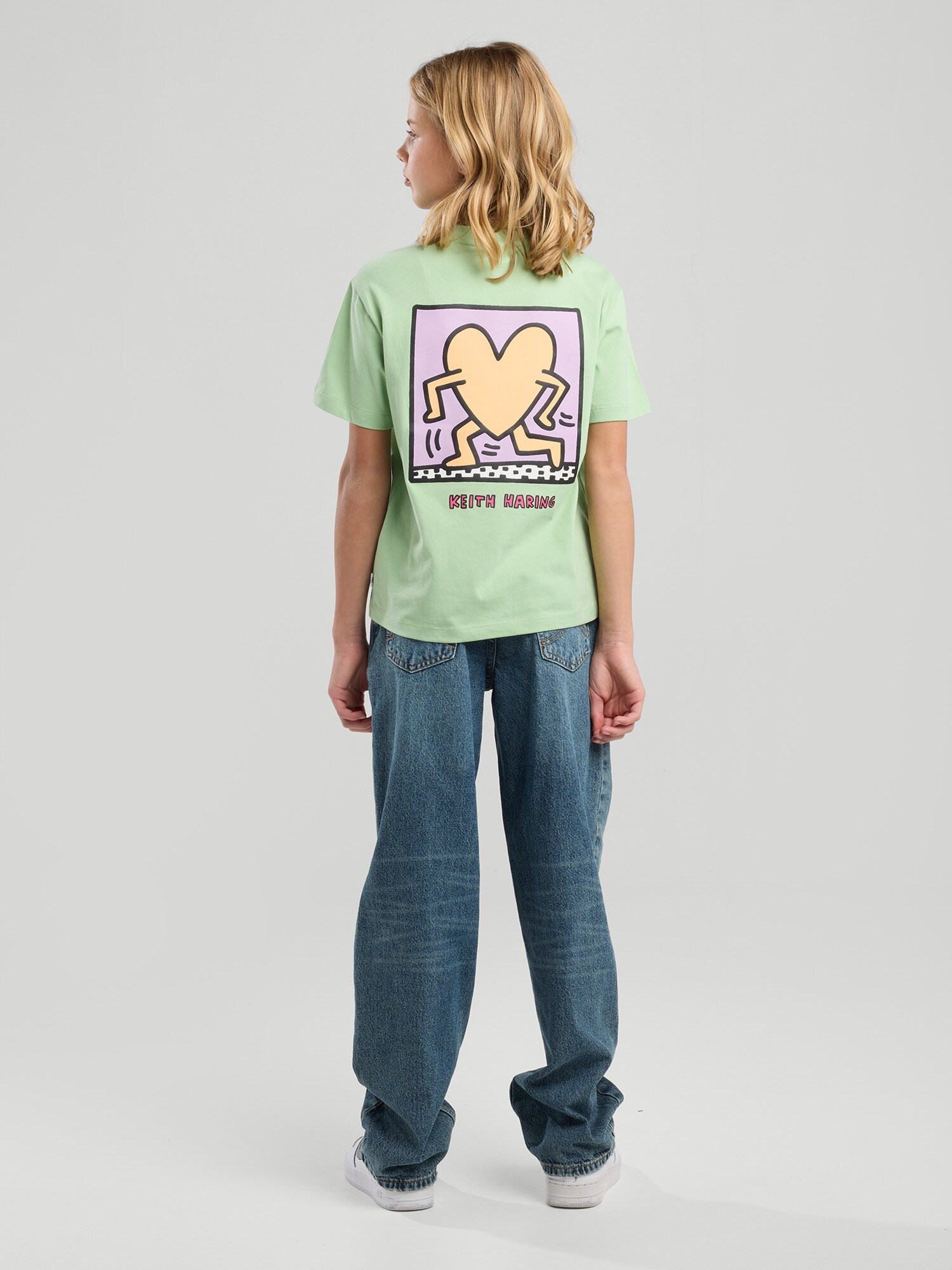 Thumbnail - T-Shirt