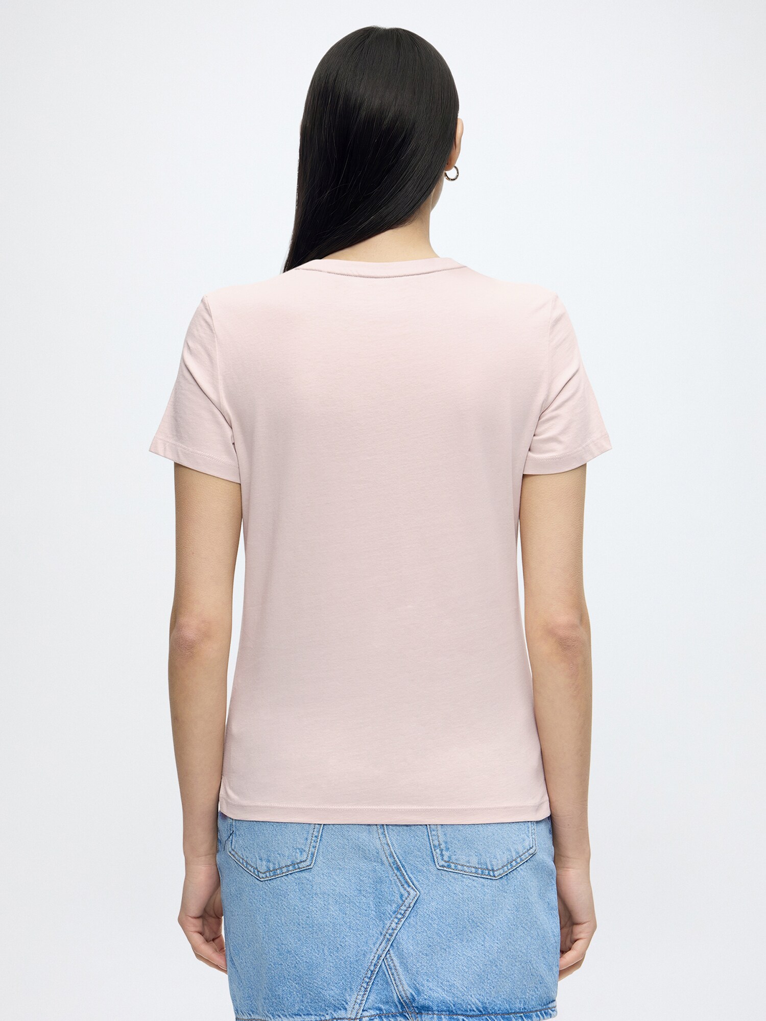 GUESS Camiseta  talco / rojo / negro / blanco – imagen 3
