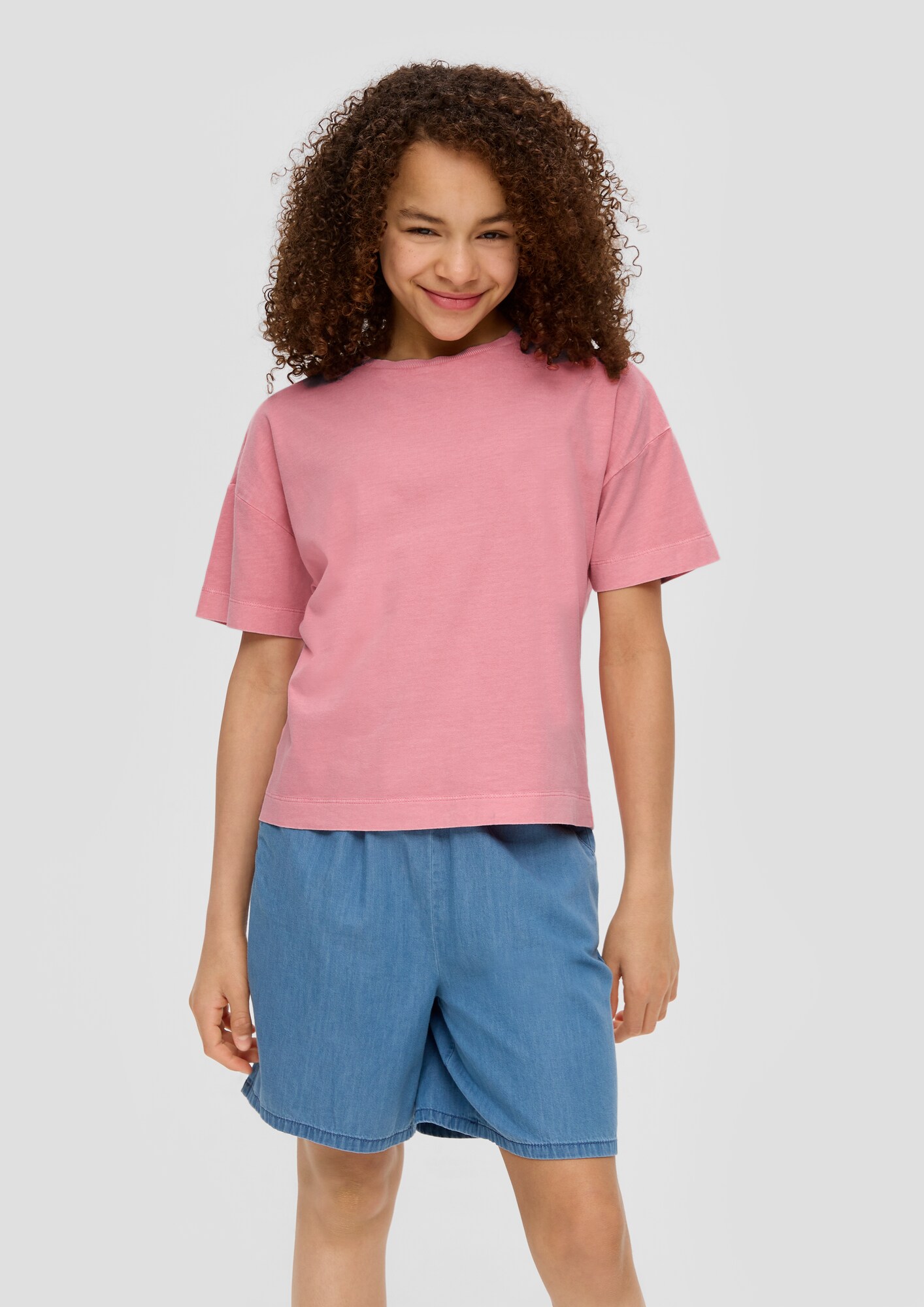 Thumbnail - T-Shirt