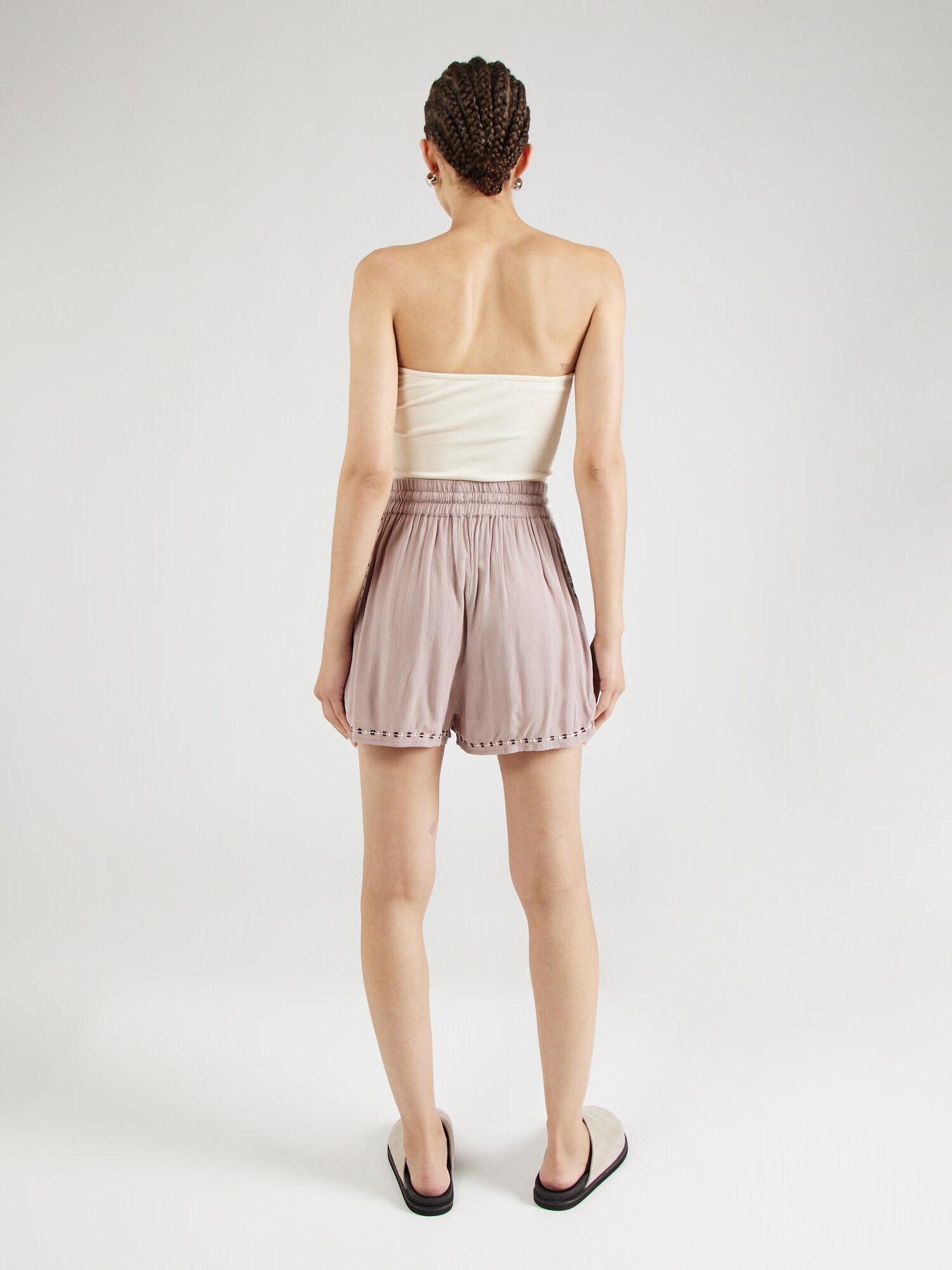 Thumbnail - Shorts 'Betty'