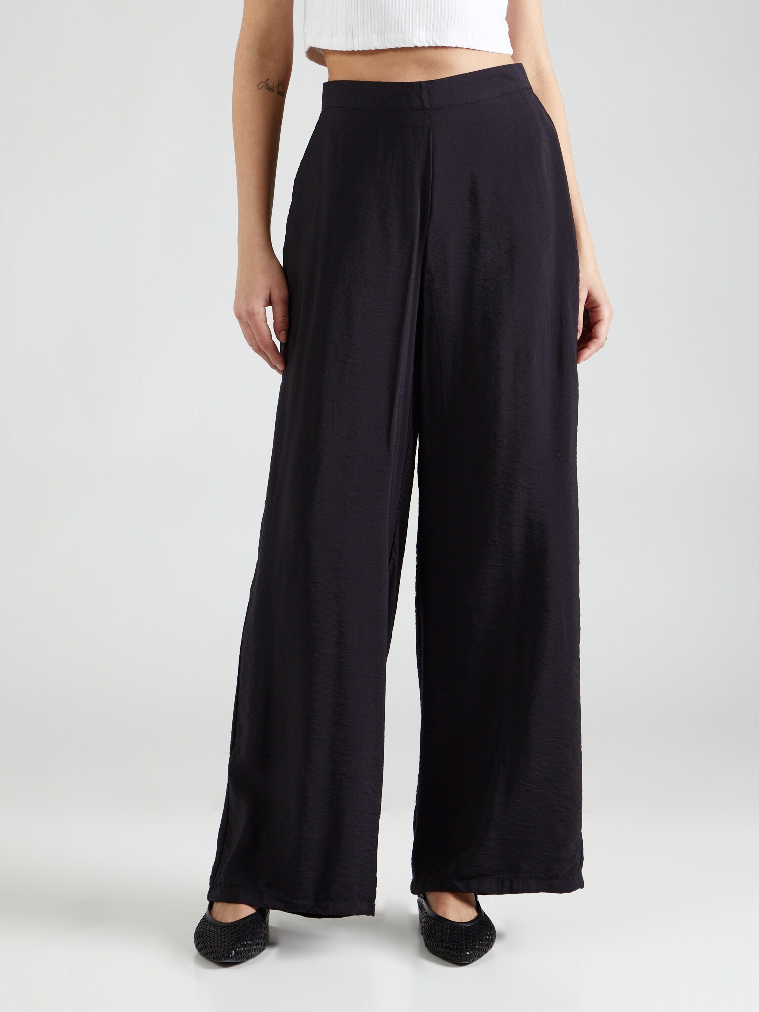 VERO MODA Nadrág 'Josie'  fekete termék 2. képe