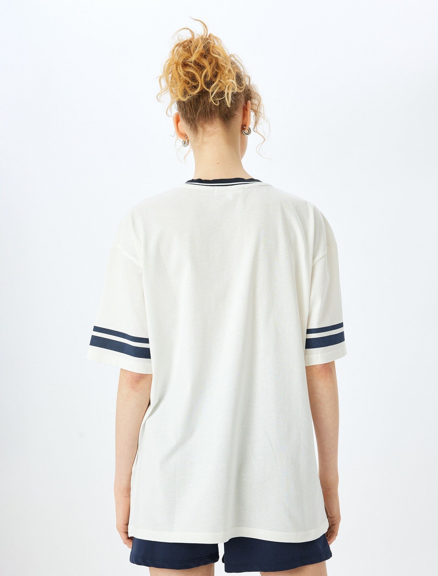 Thumbnail - Koton T-Shirt