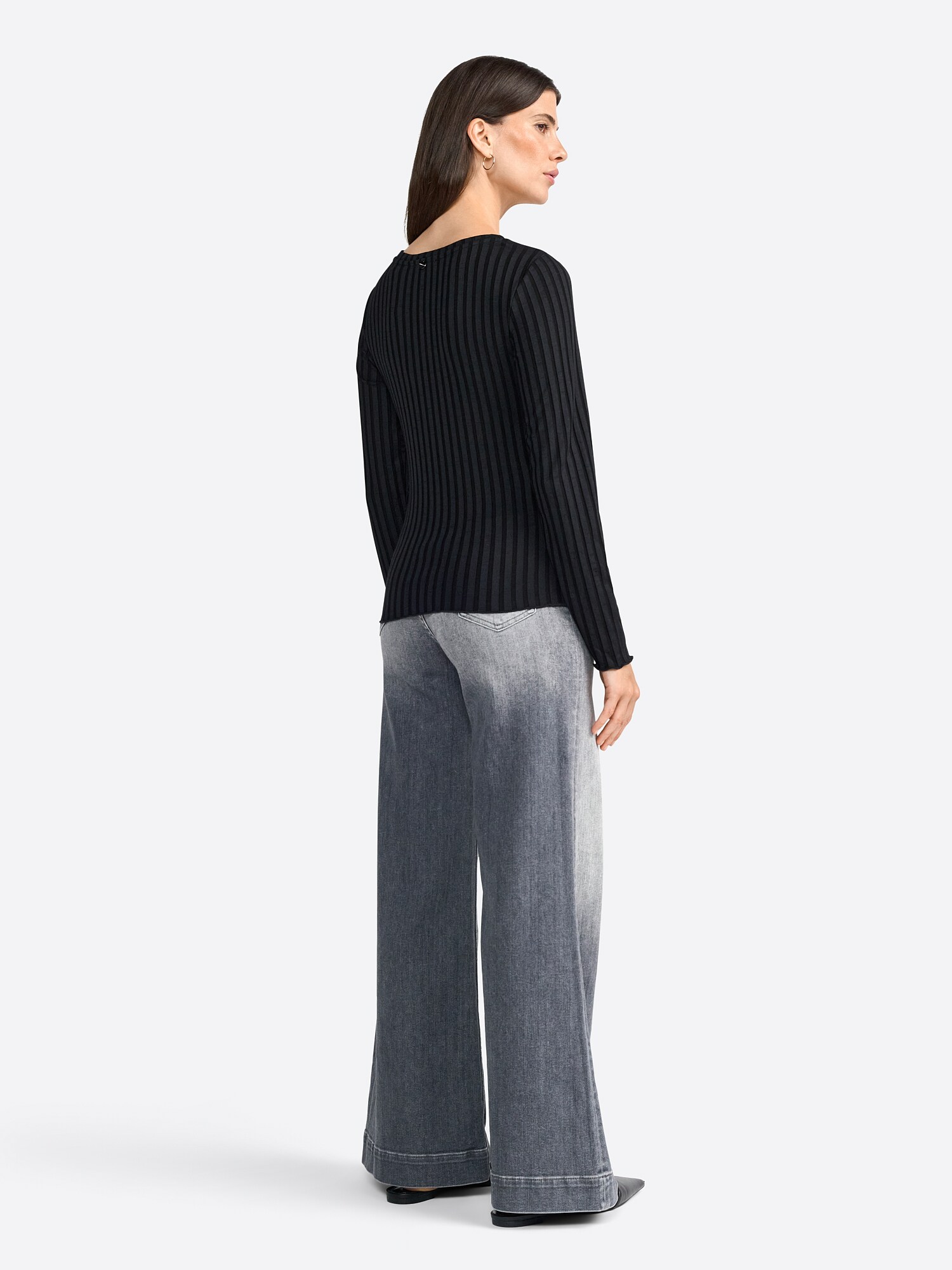 Thumbnail - Rich & Royal Shirt