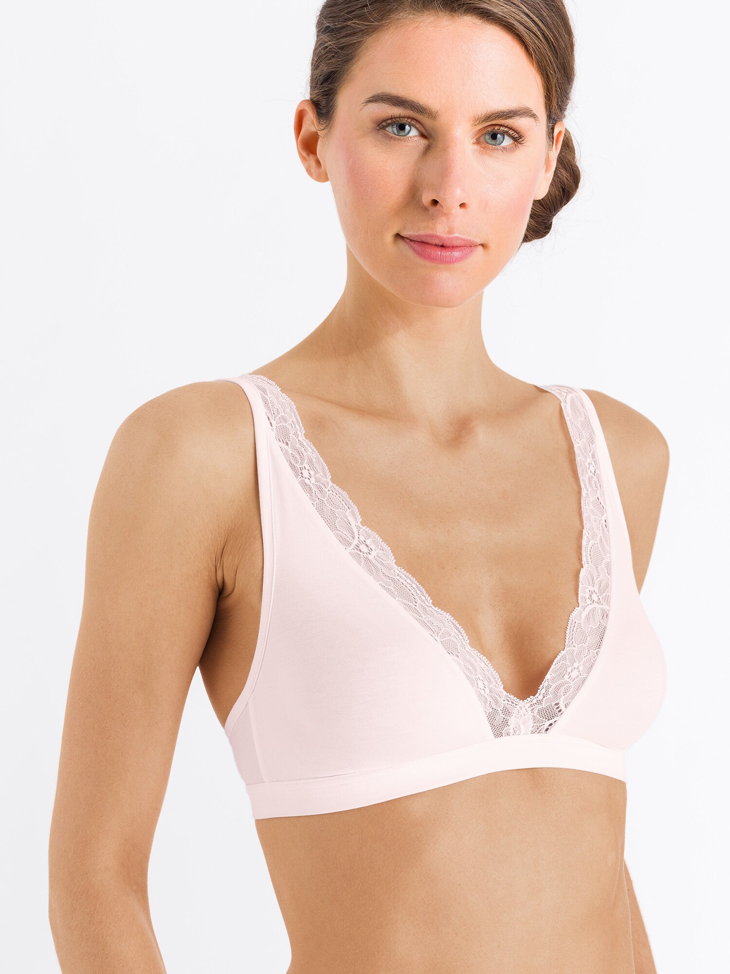 Thumbnail - Hanro Soft Cup BH Cotton Lace