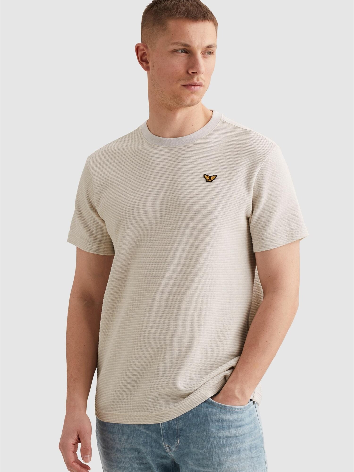 T-shirt 'T-shirt with two-tone stripe pattern and texture'