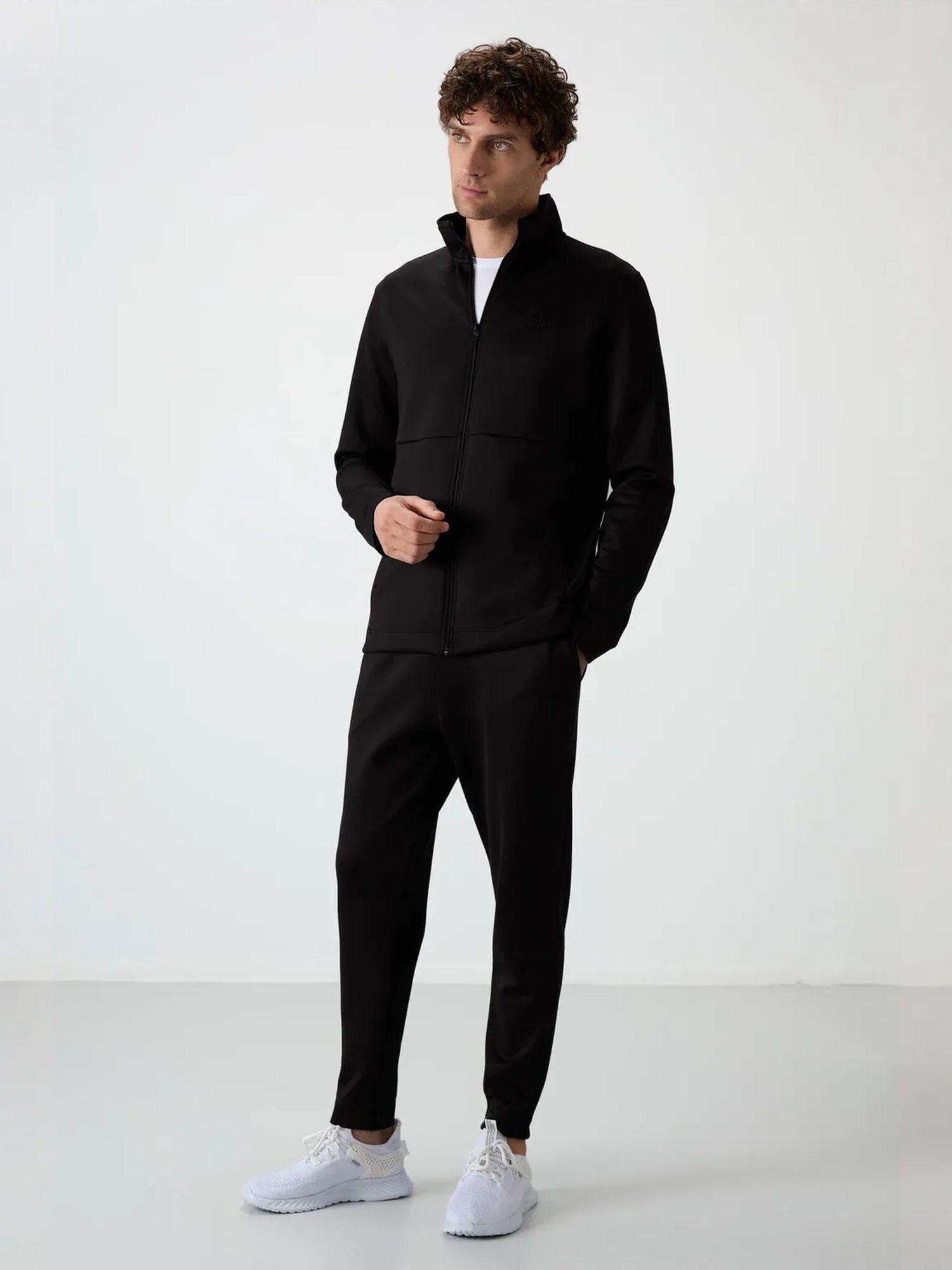 Tommy Life Sportski komplet crna