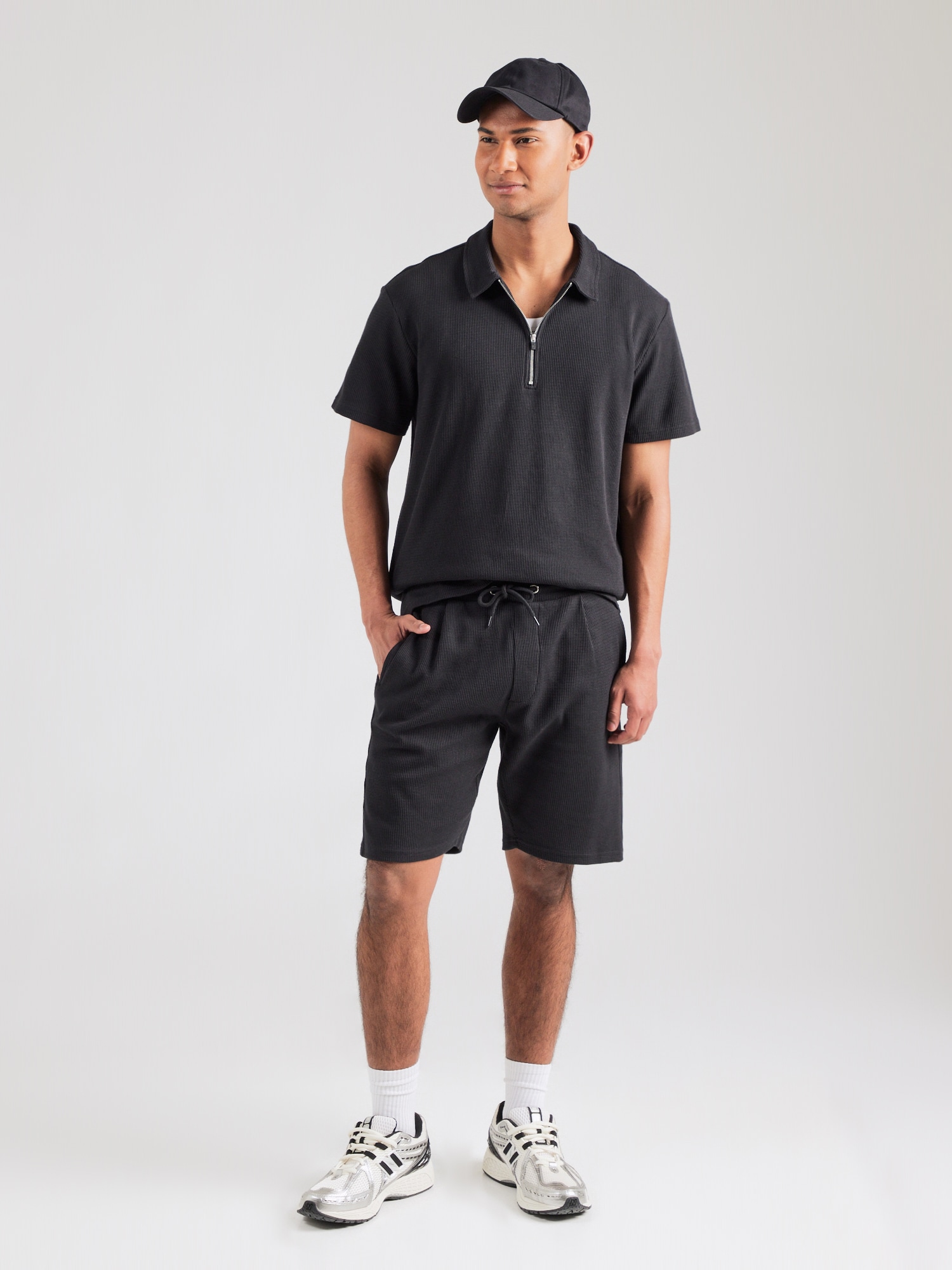 Only & Sons Jogging ruhák 'ONSCAL'  fekete termék 2. képe