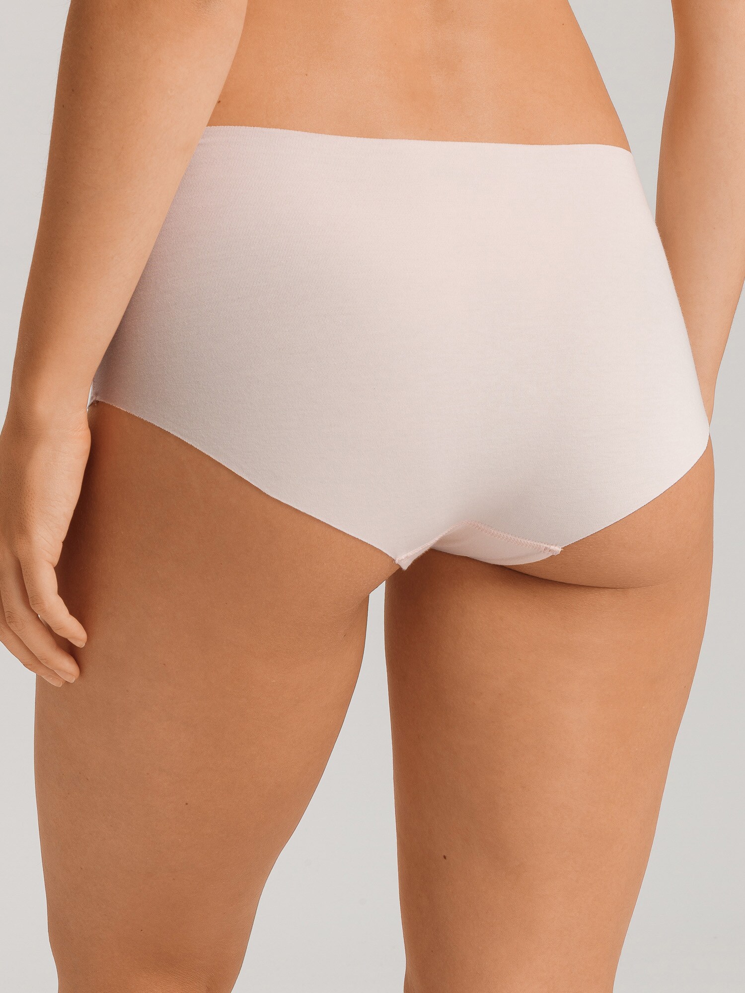 Thumbnail - Hanro Maxislip Invisible Cotton