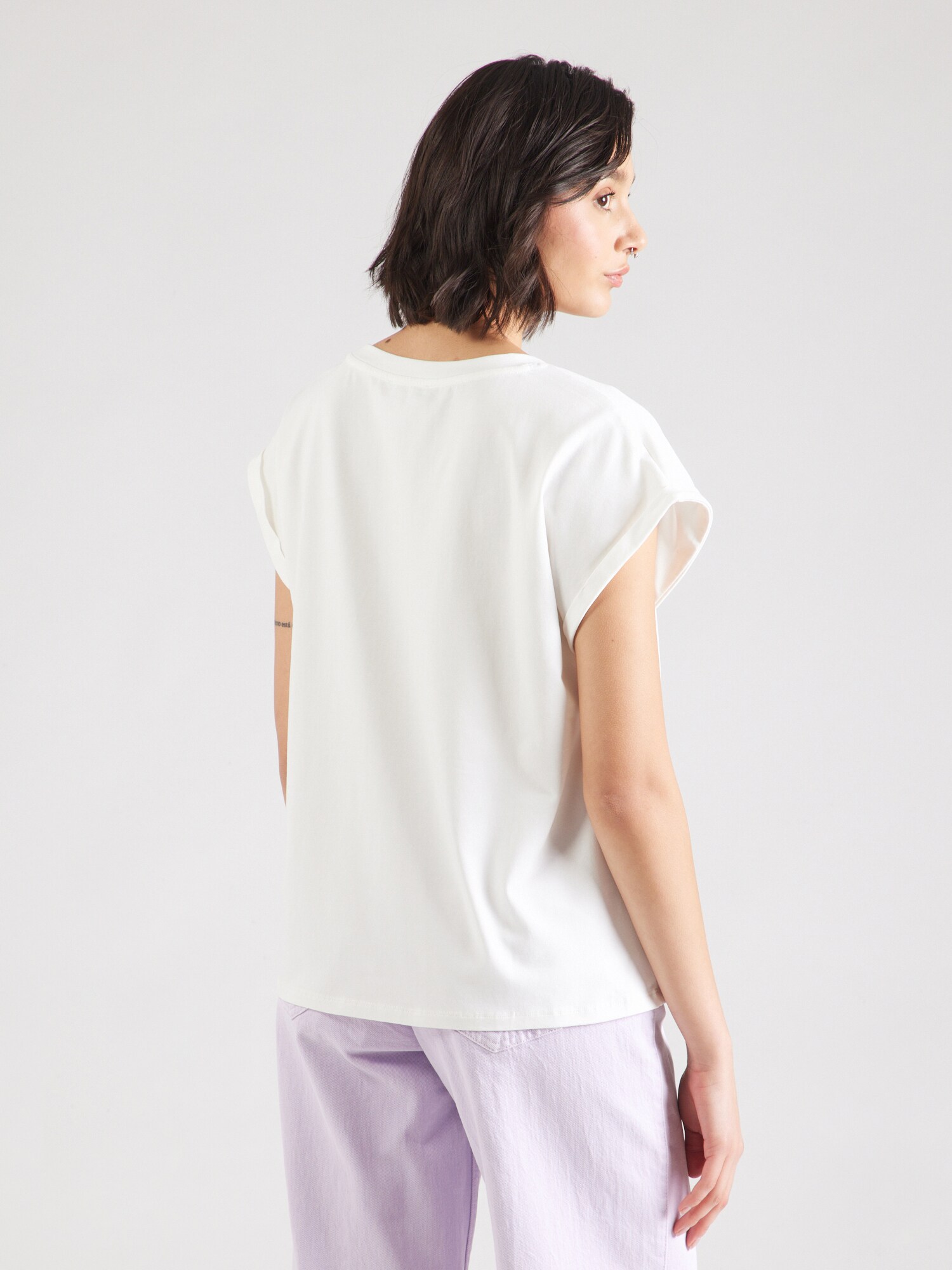 Thumbnail - T-Shirt