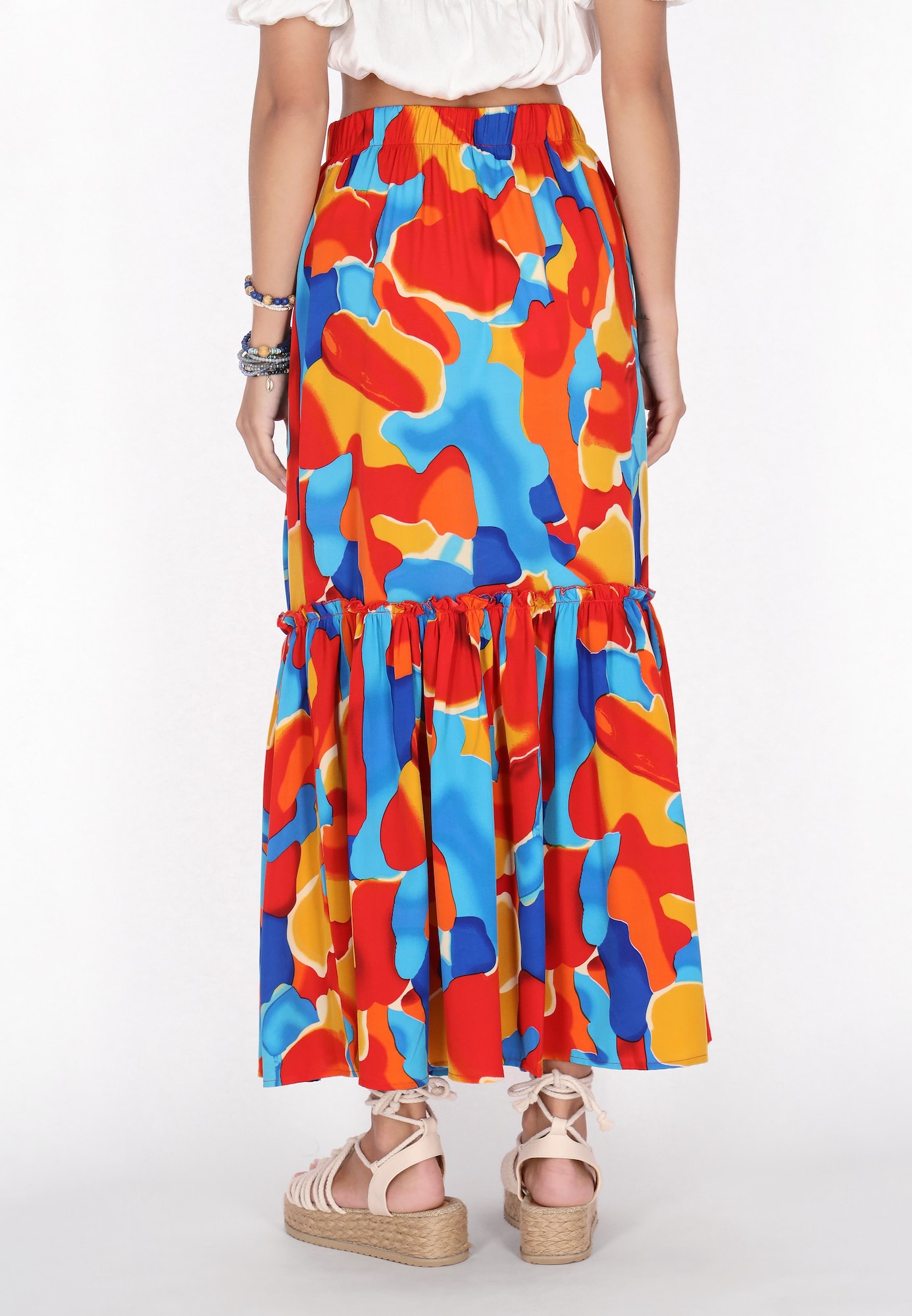 Thumbnail - IZIA Rock