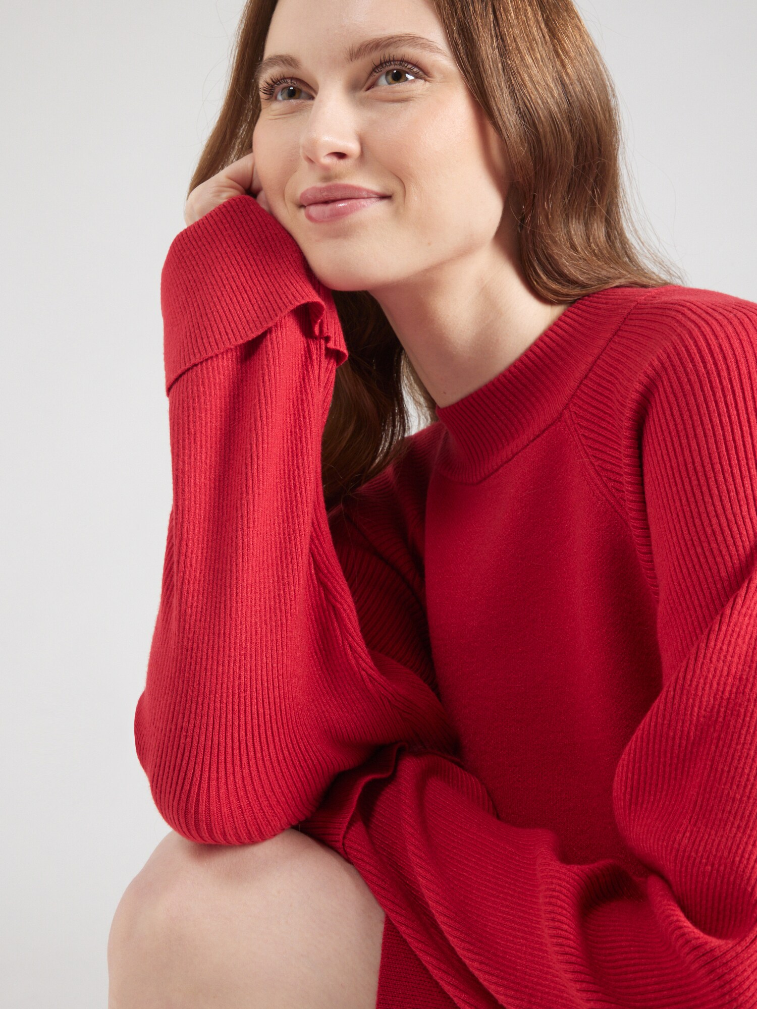 VERO MODA Pletené šaty 'VMGOLD' melónová (obrázok 5)