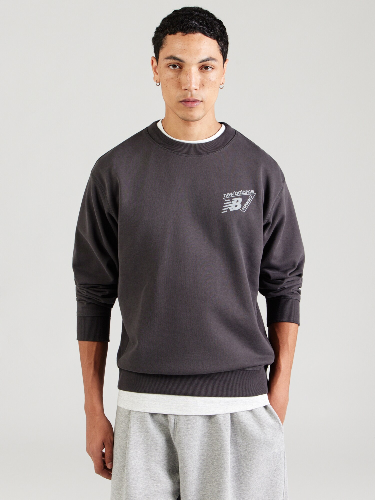 New balance Sudadera  gris claro / negro – imagen 8